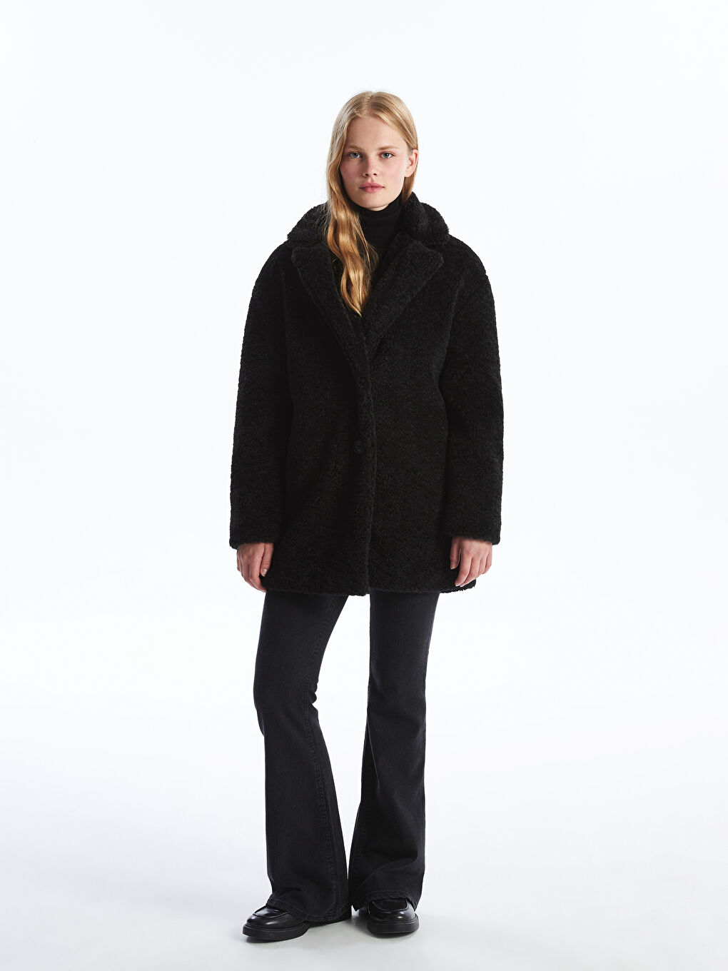 Siyah Ceket Yaka Kadın Teddy Kaban-1