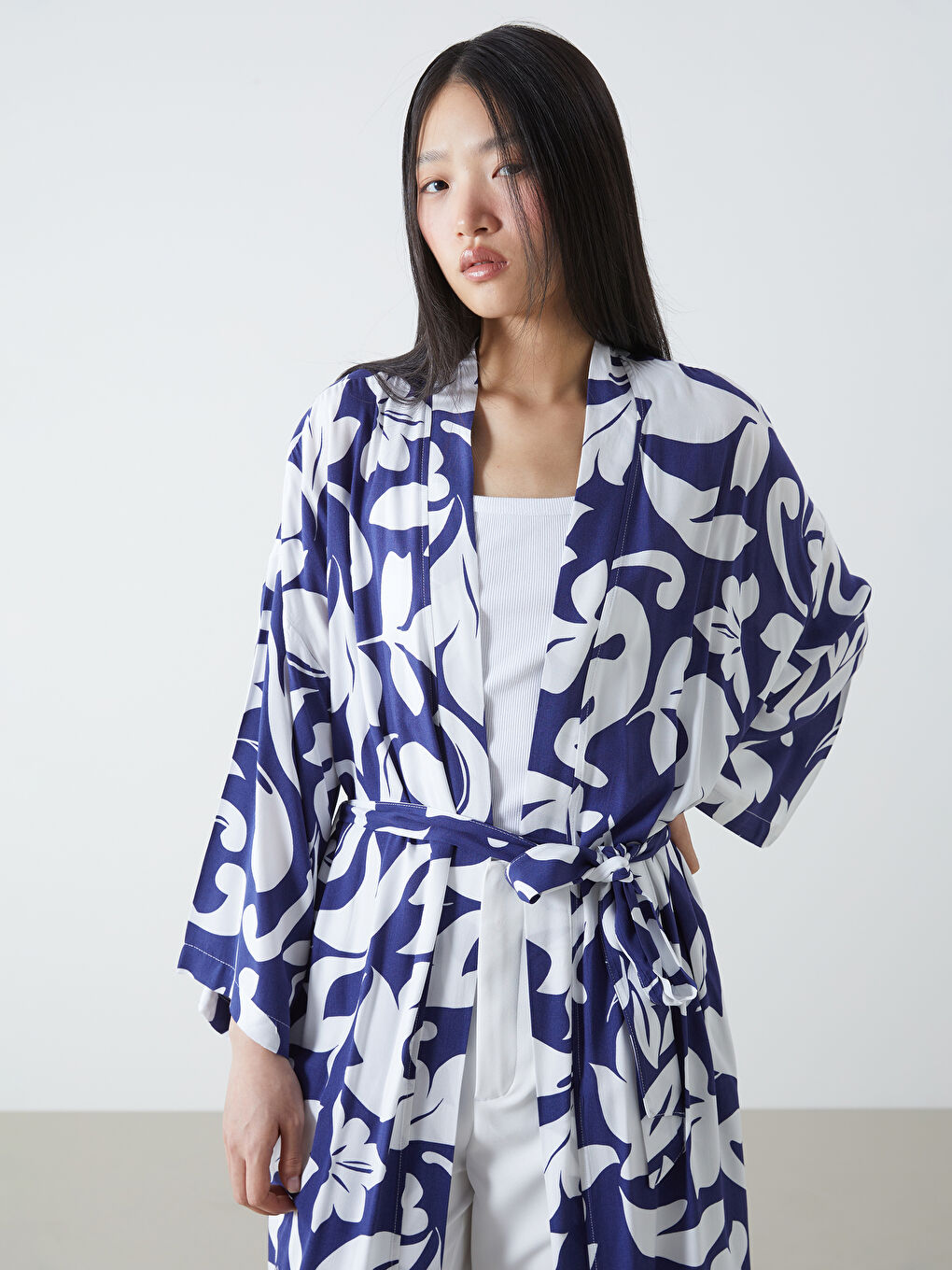 Shawl Collar Patterned Women's Kimono-1
