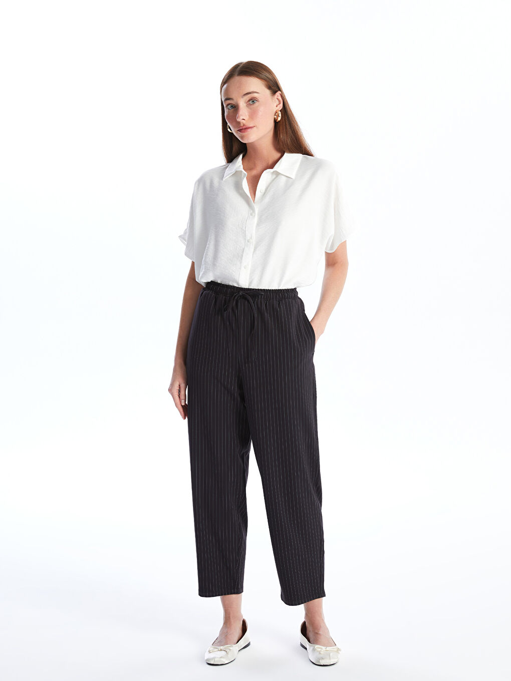 LCWAIKIKI Classic Elastic Waist Carrot Fit Striped Women's Trousers -W4AT49Z8-LGS