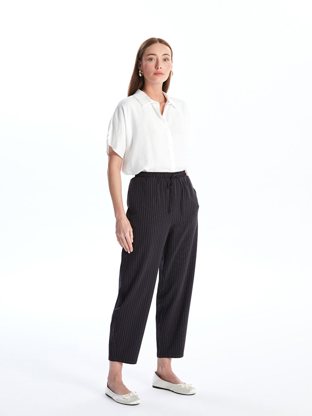 LCWAIKIKI Classic Elastic Waist Carrot Fit Striped Women's Trousers -W4AT49Z8-LGS