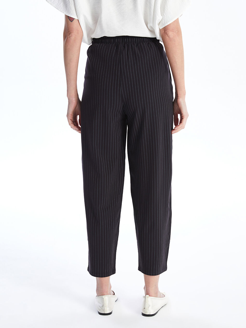 LCWAIKIKI Classic Elastic Waist Carrot Fit Striped Women's Trousers -W4AT49Z8-LGS
