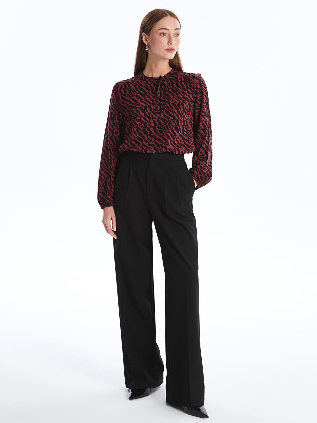 LCWAIKIKI Classic Tie Neck Patterned Long Sleeve Women's Blouse -W4AT52Z8-LQV