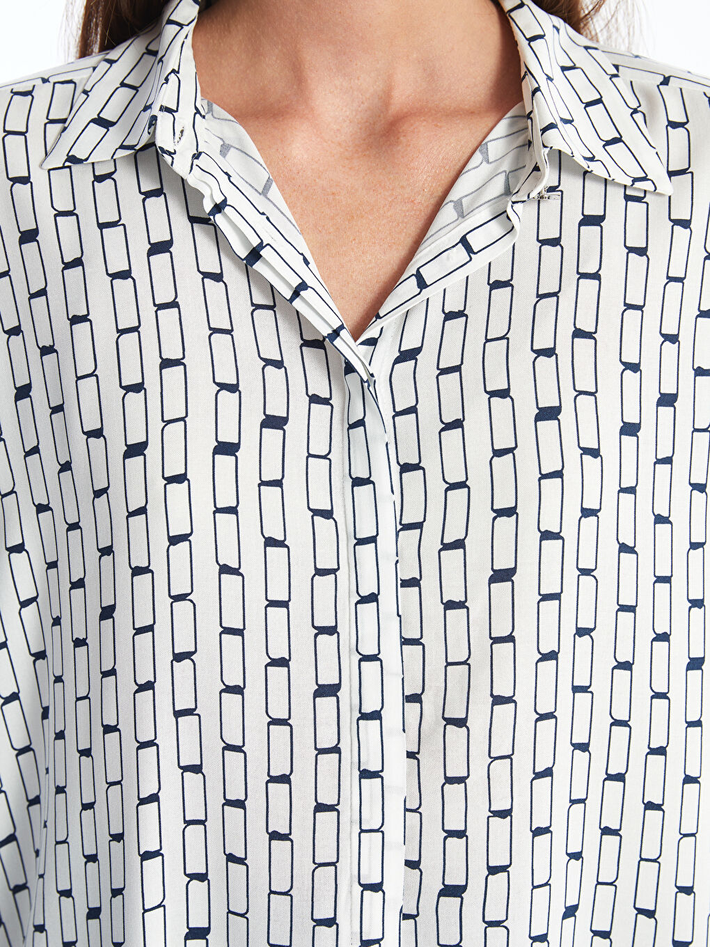 Patterned Women's Shirt-3