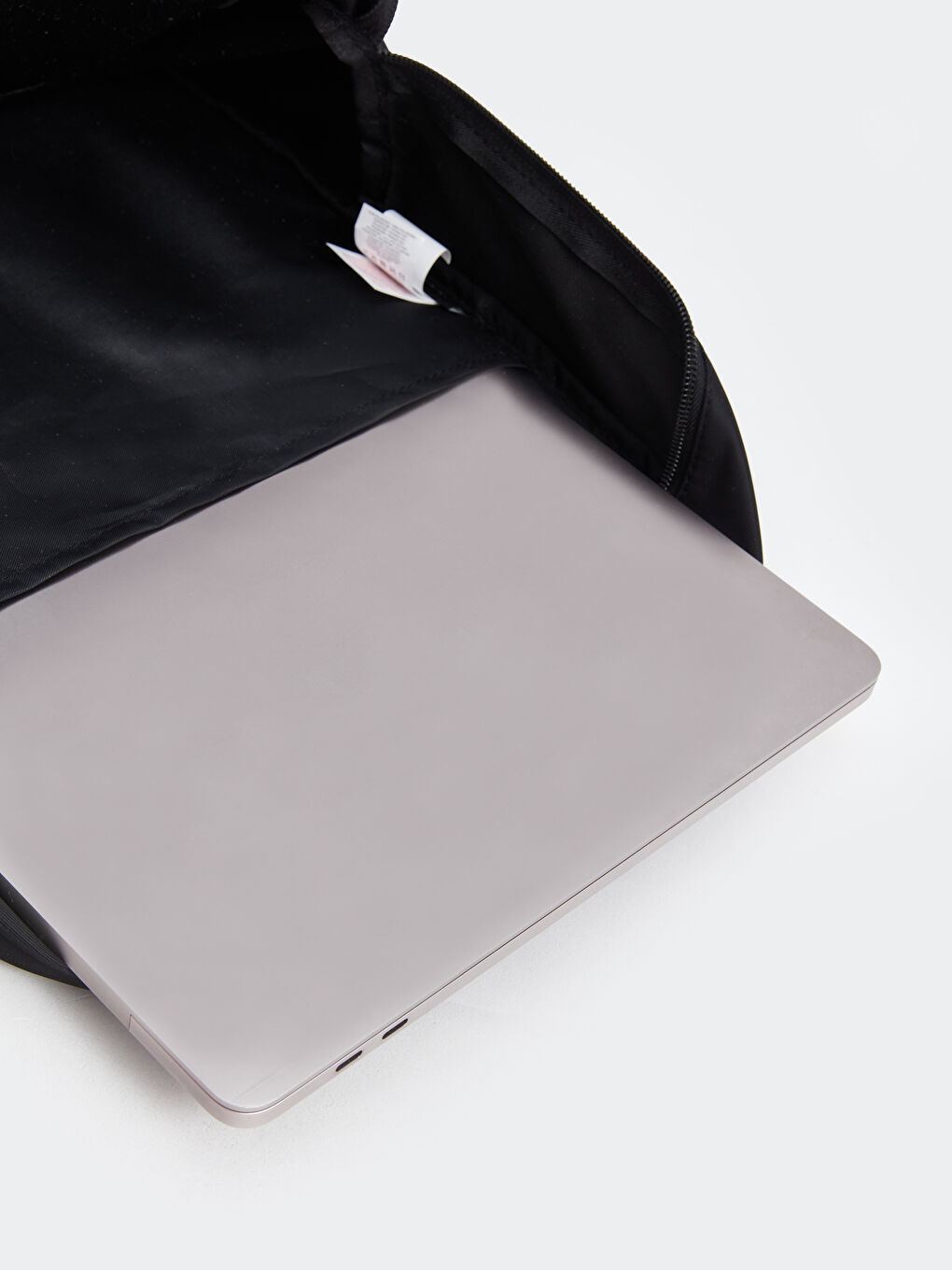 Çok Bölmeli Kadın Sırt Çantası-4