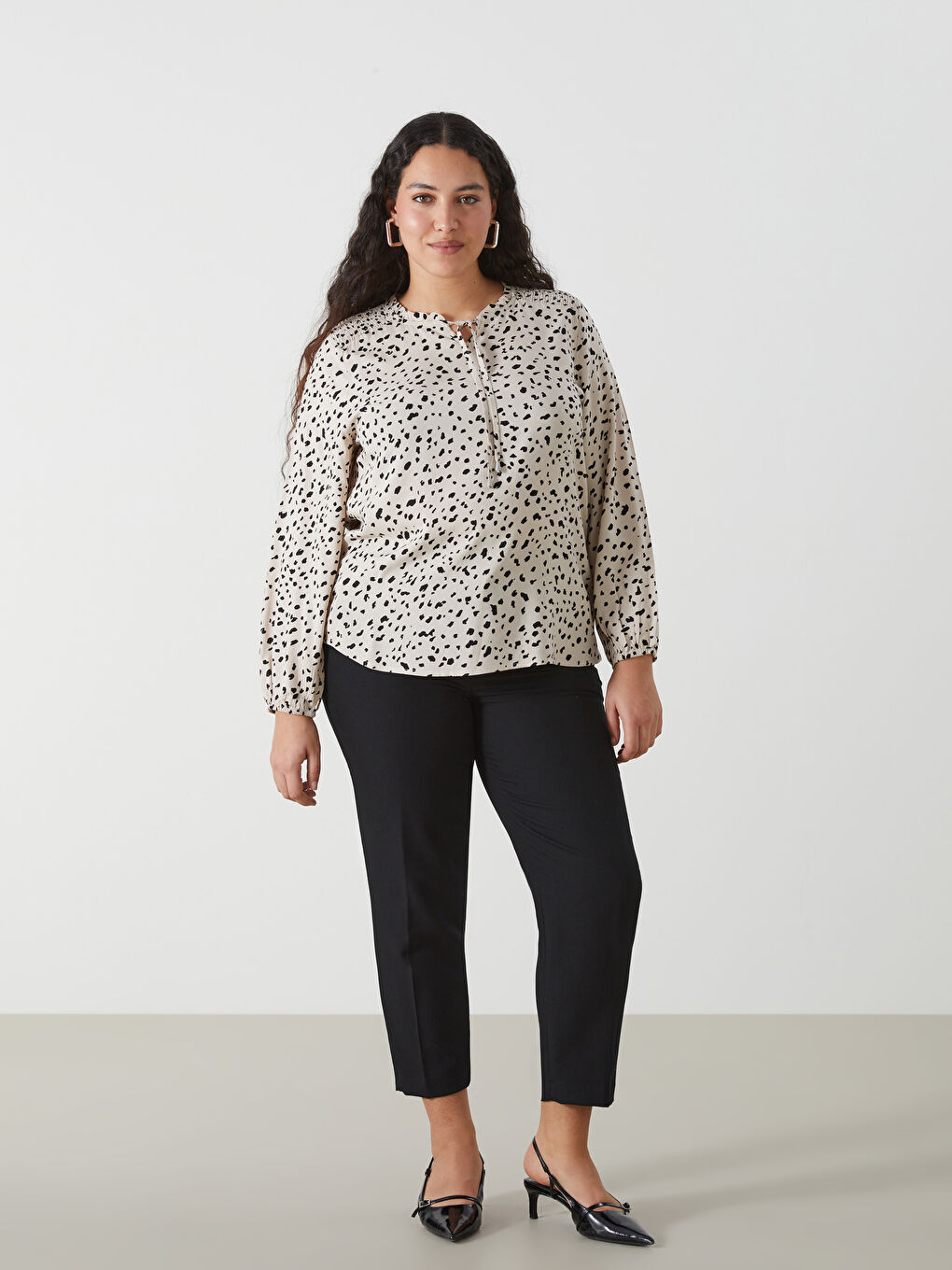 LCW Grace Notch Neck Patterned Women's Blouse -W4BA02Z8-LQB