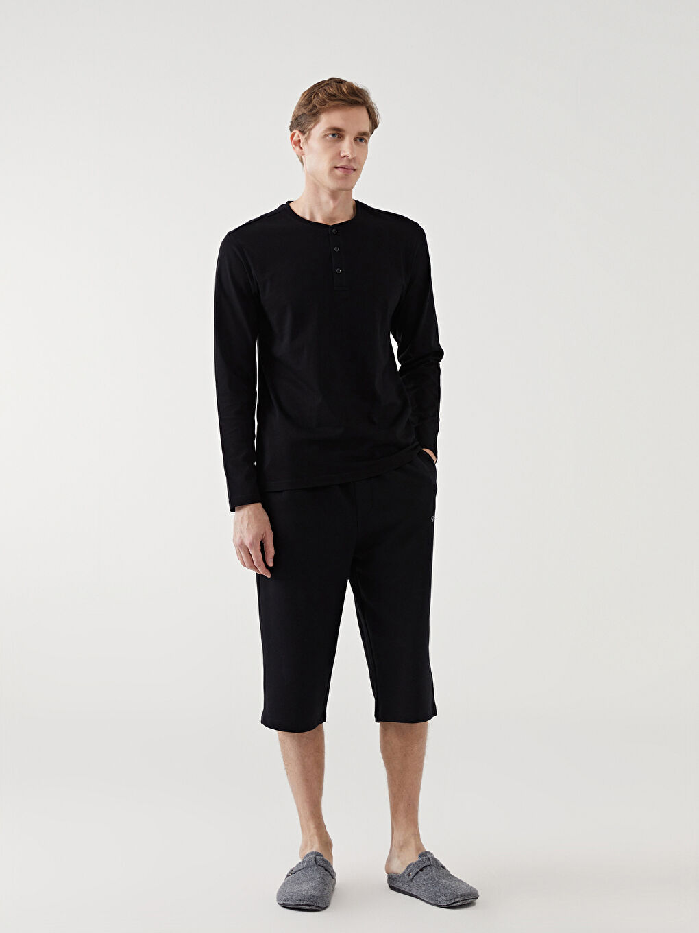 Haut de pyjama pour hommes à coupe standard-1