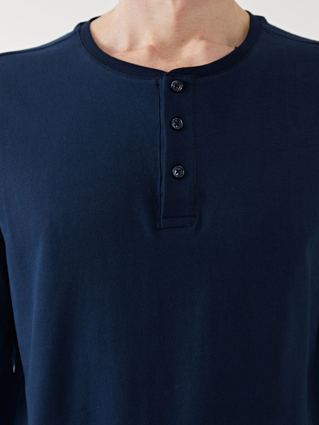 Haut de pyjama pour hommes à coupe standard-2
