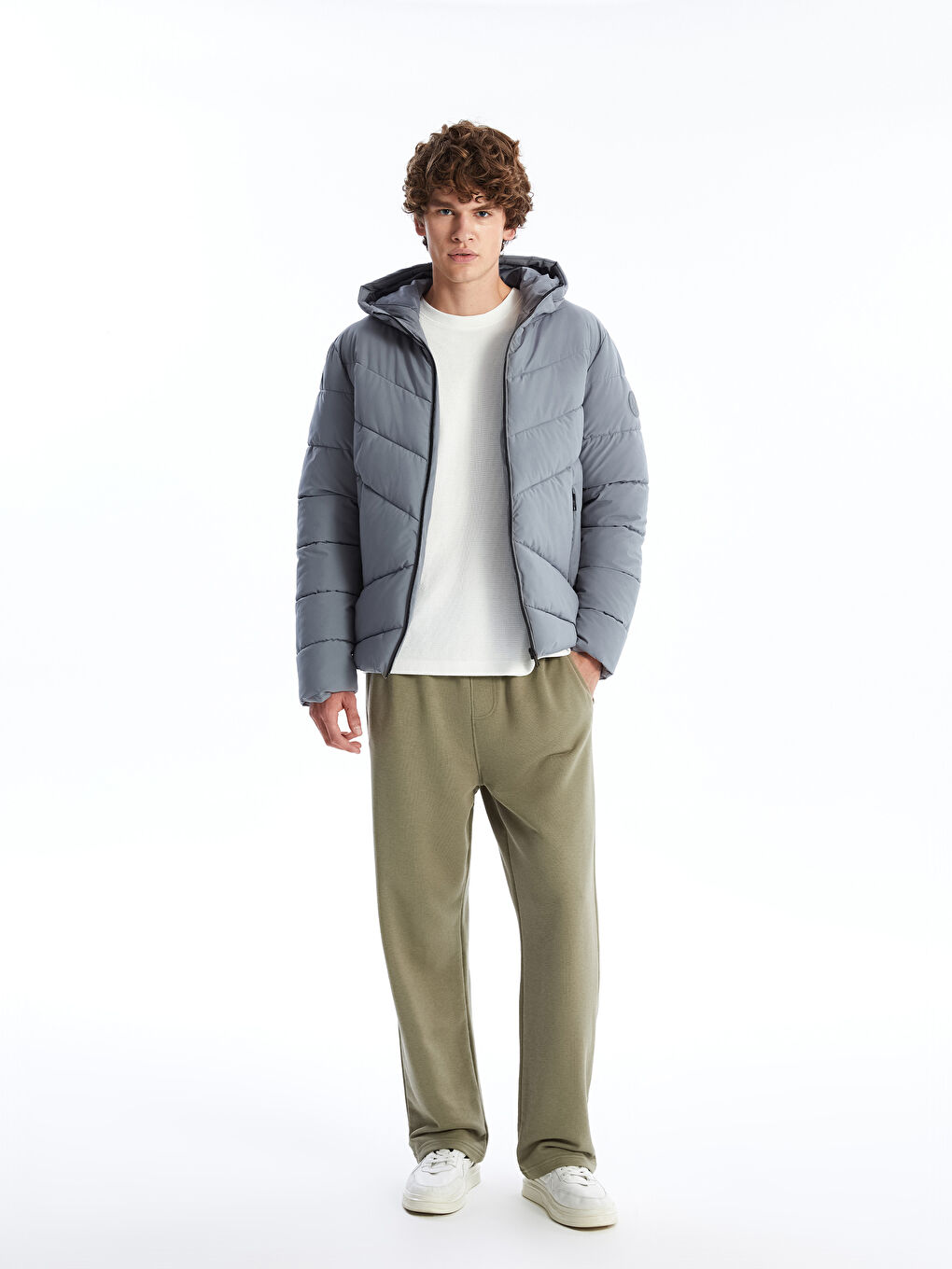 Gri Standart Kalıp Kapüşonlu Erkek Şişme Mont-1