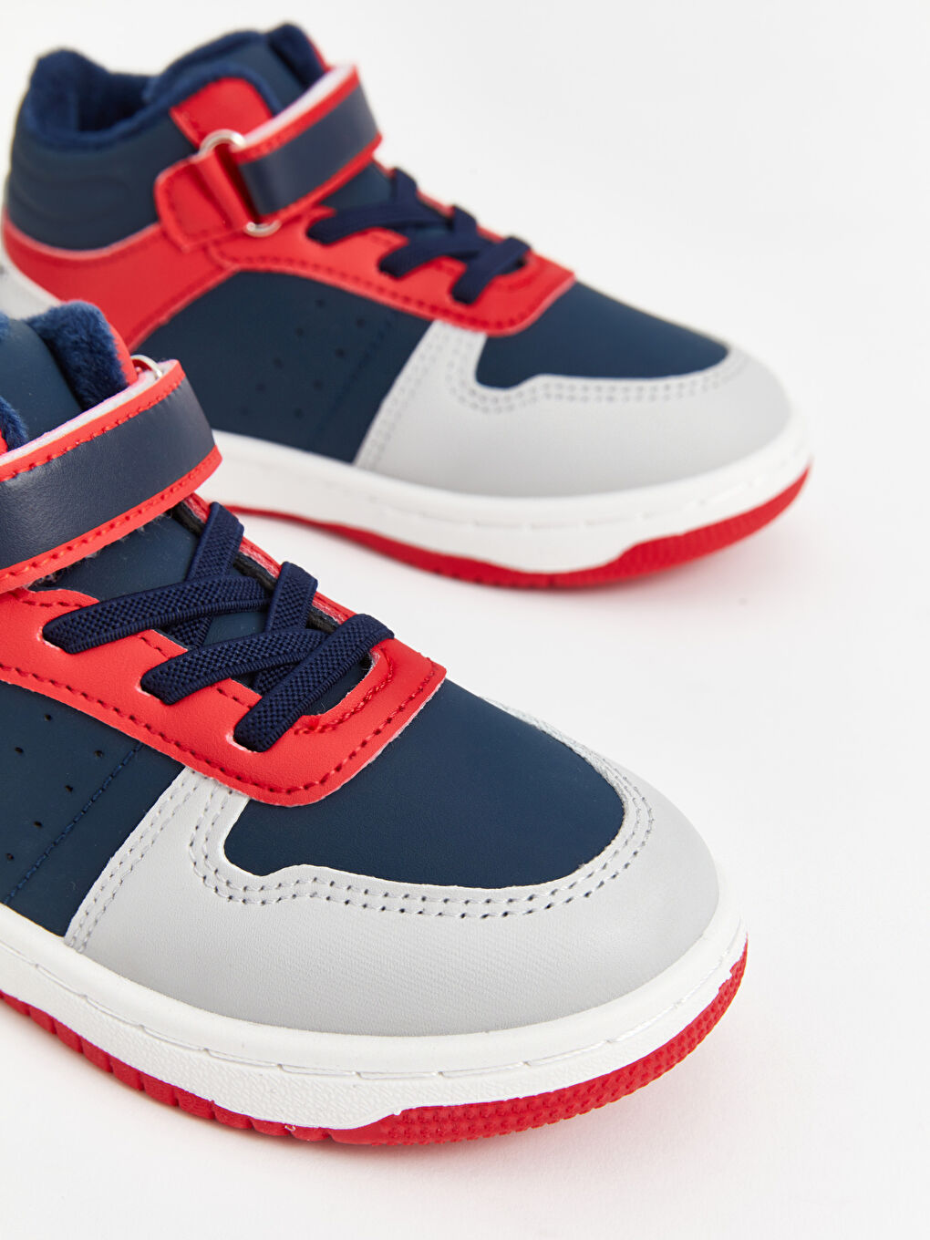 Spider-Man Printed Boys' Sneakers-2