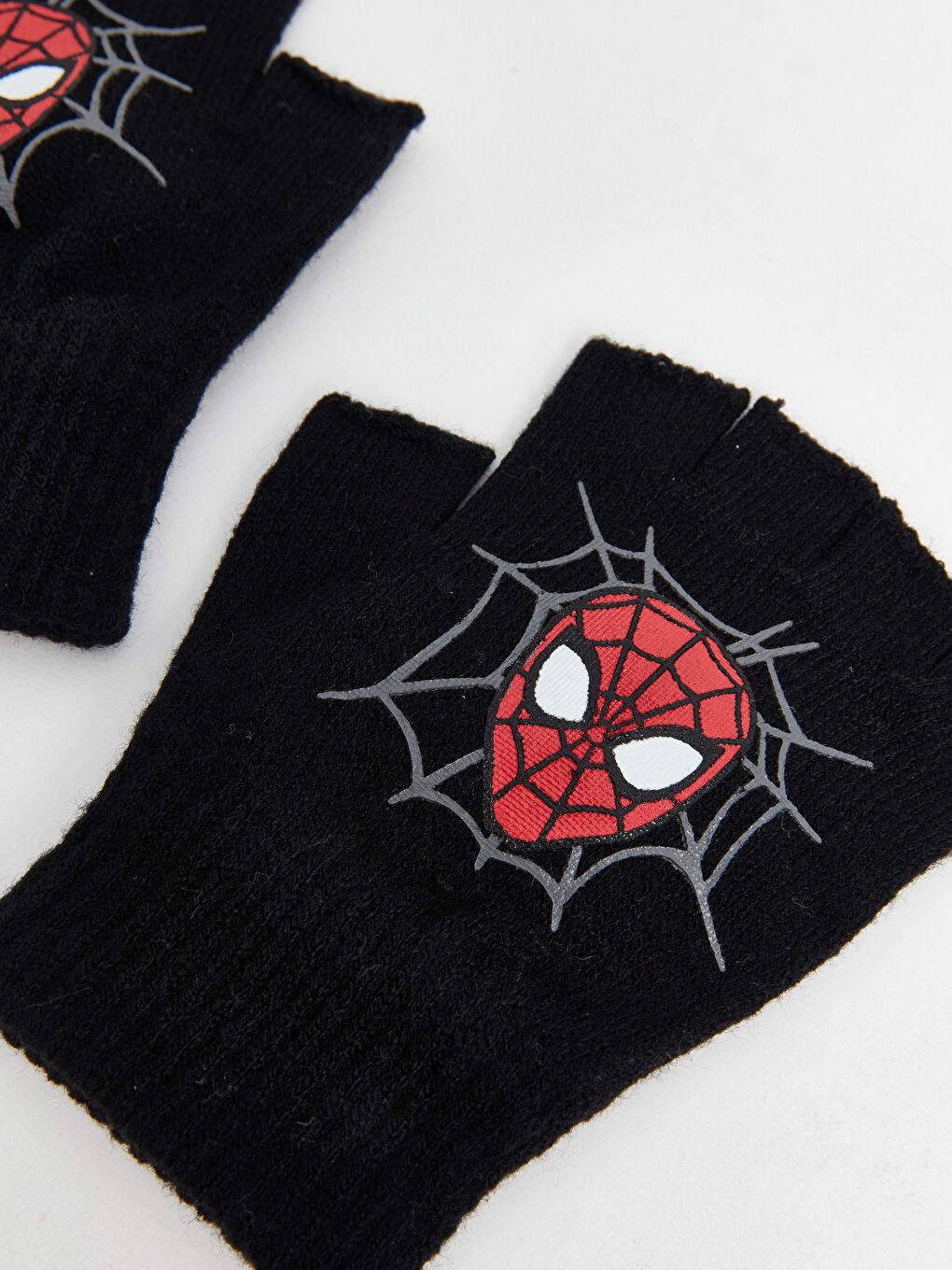 LCW ACCESSORIES Yeni Siyah Spiderman Baskılı Erkek Çocuk Eldiven Seti 2'li - 2