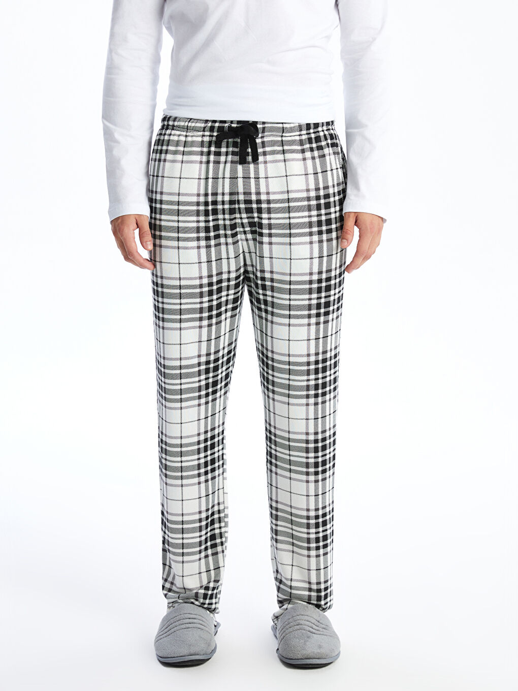 بنطلون بيجاما للرجال بنقشة المربعات بقصة عادية-1