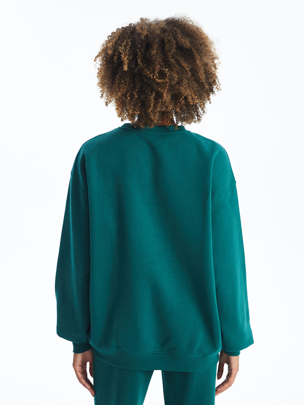 سویتشێرتی چاپکراوی ئۆڤەرسایز یەخە خڕ بۆ ژنان-3