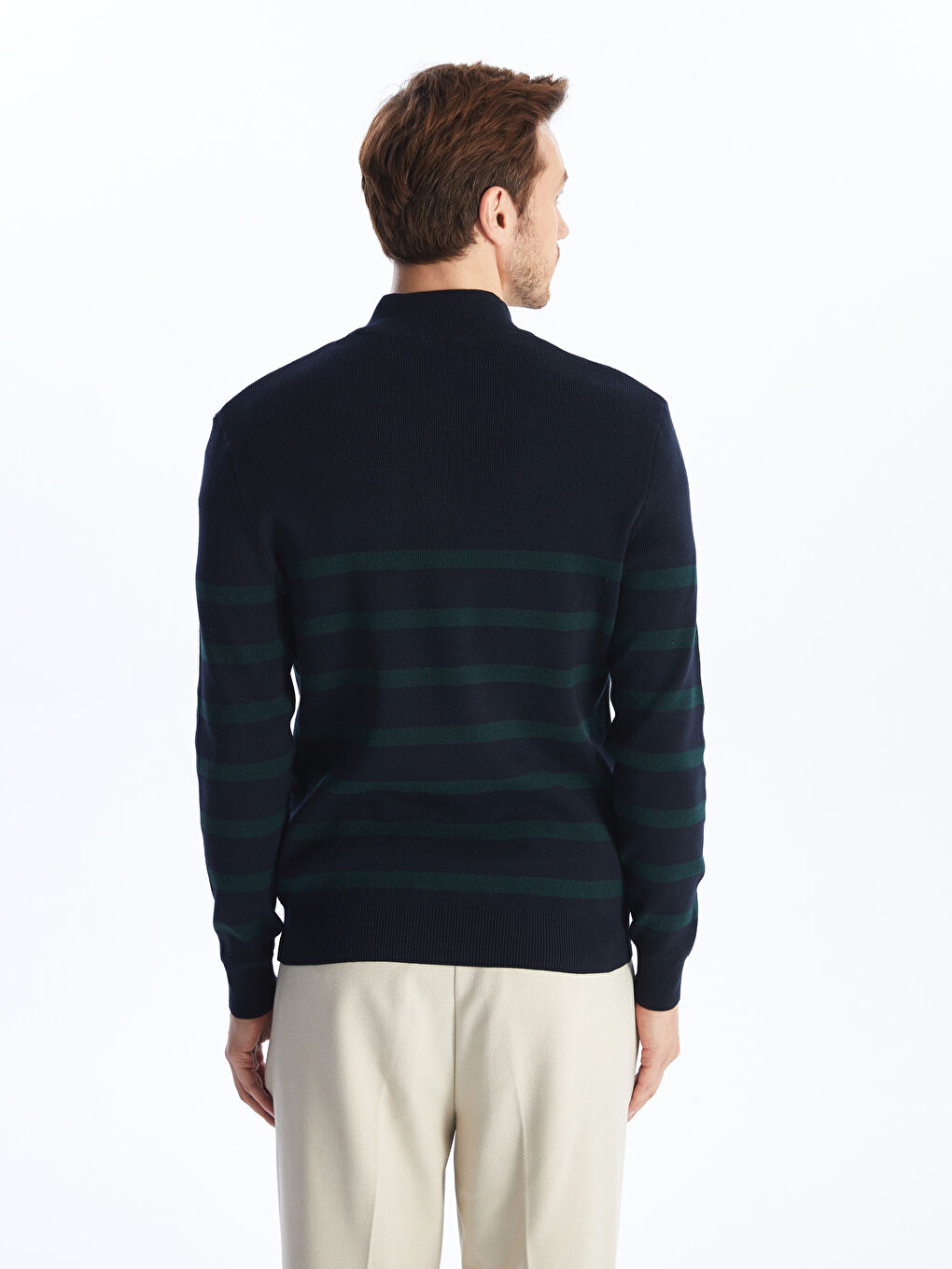 سترة تريكو مخططة كم طويل بياقة قمع للرجال-4