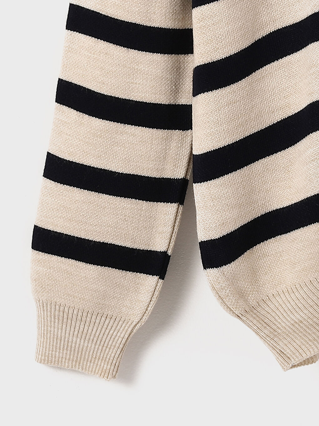 Pull-over en Tricot à Col Cheminée à Manches Longues Rayé pour Hommes-2