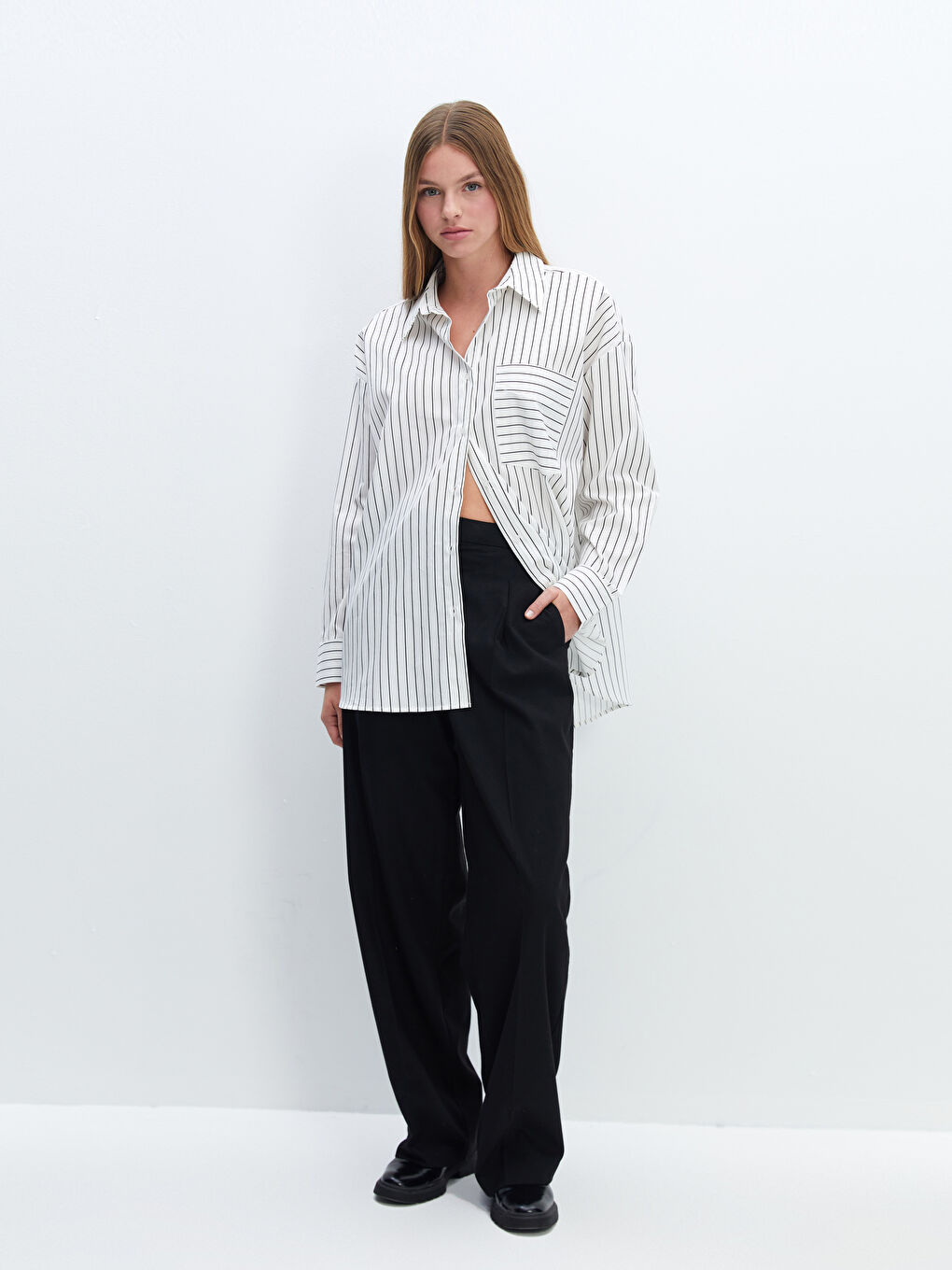 LC Waikiki Standardni kroj Ženske pantalone -W4BM77Z8-CVL
