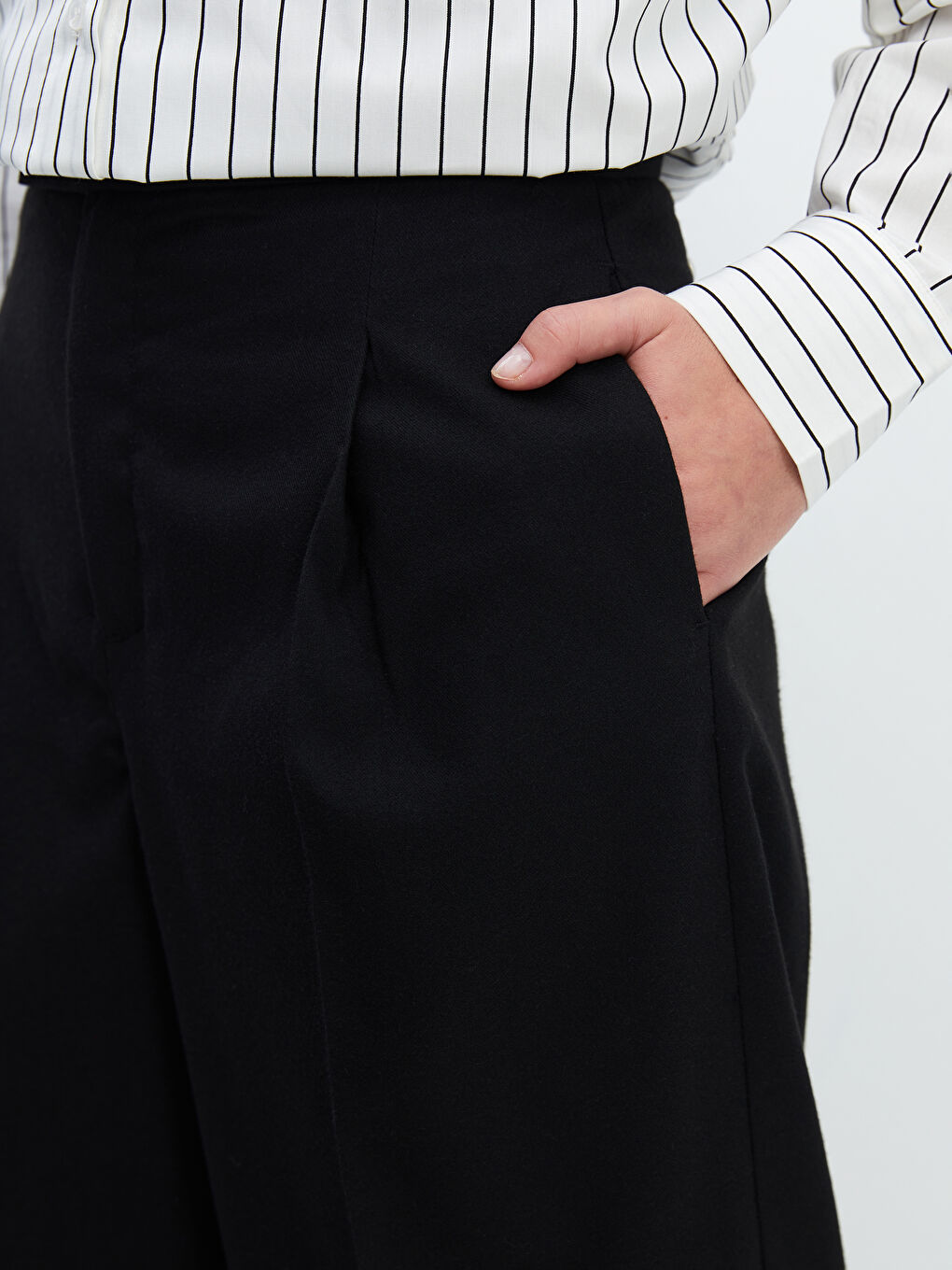 LC Waikiki Standardni kroj Ženske pantalone -W4BM77Z8-CVL