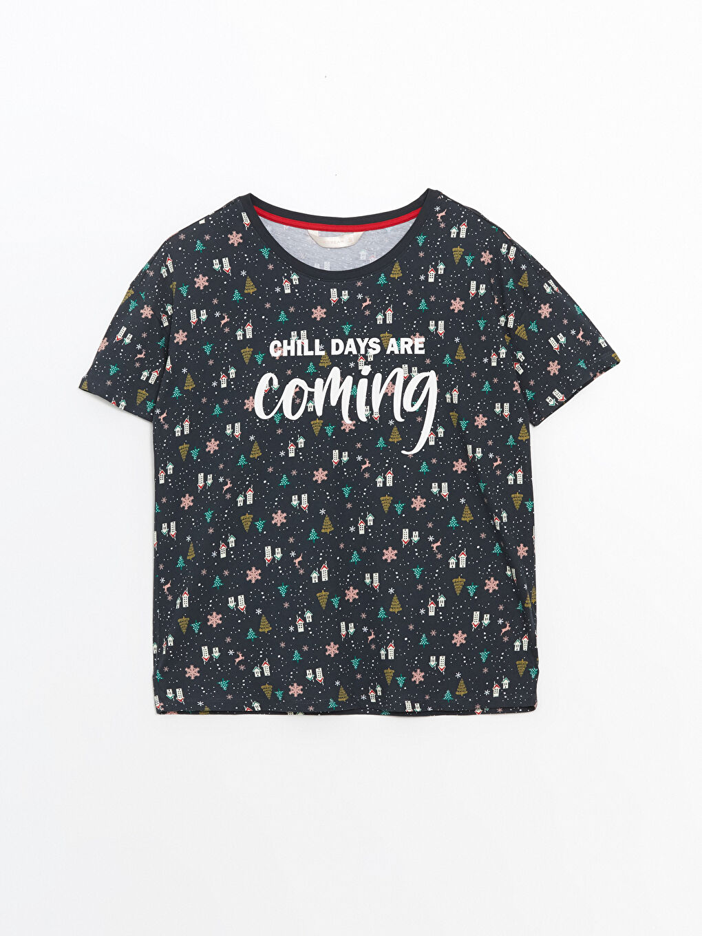 LCW DREAM Bisiklet Yaka Yılbaşı Temalı Kadın Şortlu Pijama Takımı -W4BN02Z8-LQ9