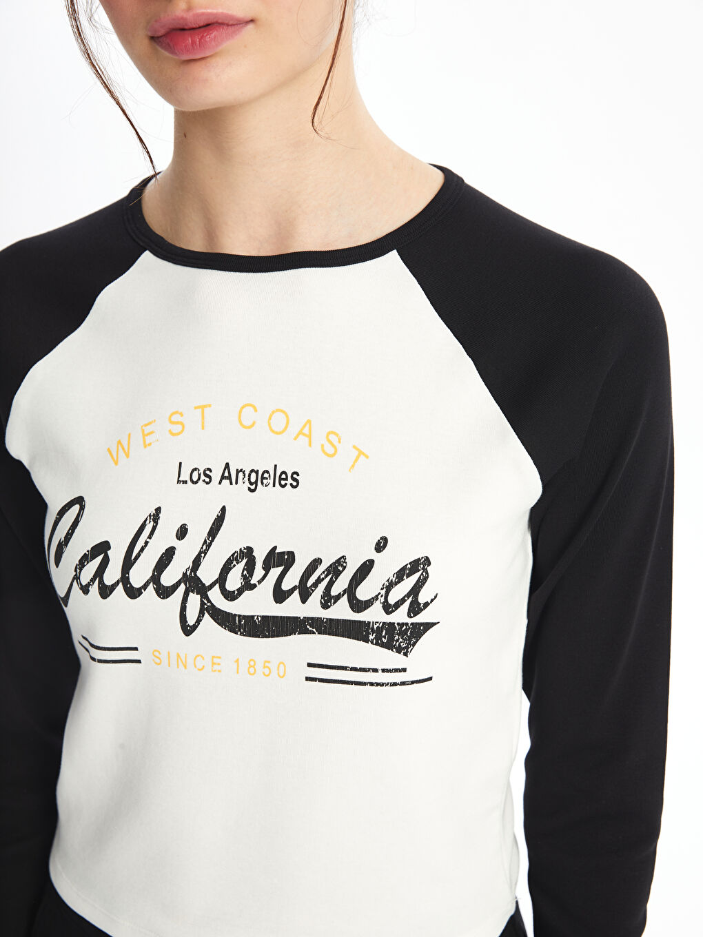 XSIDE Crew Neck Printed Women's Crop Top -W4BO29Z8-R9J