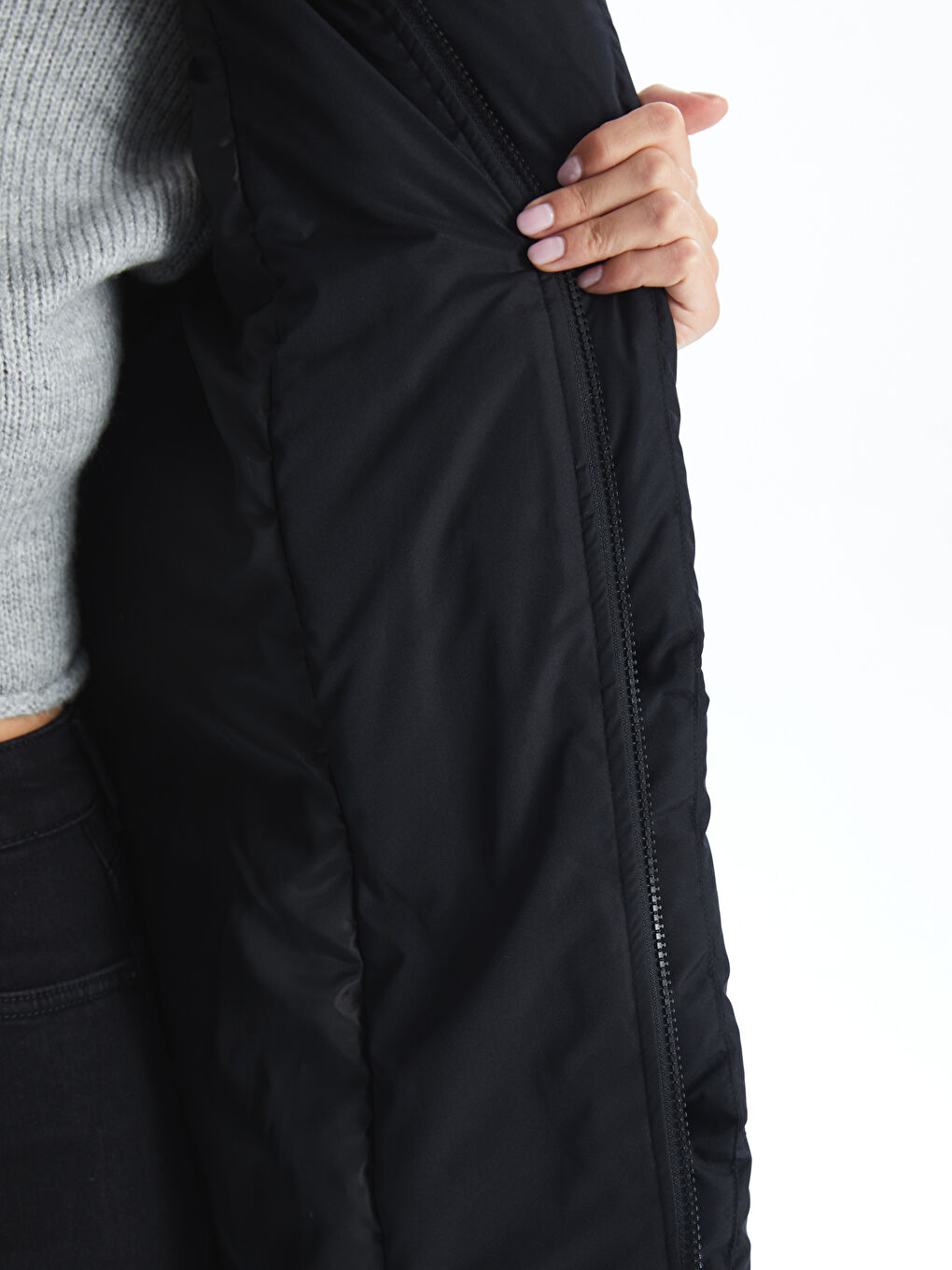 Geacă Matlasată cu Glugă pentru Femei-3