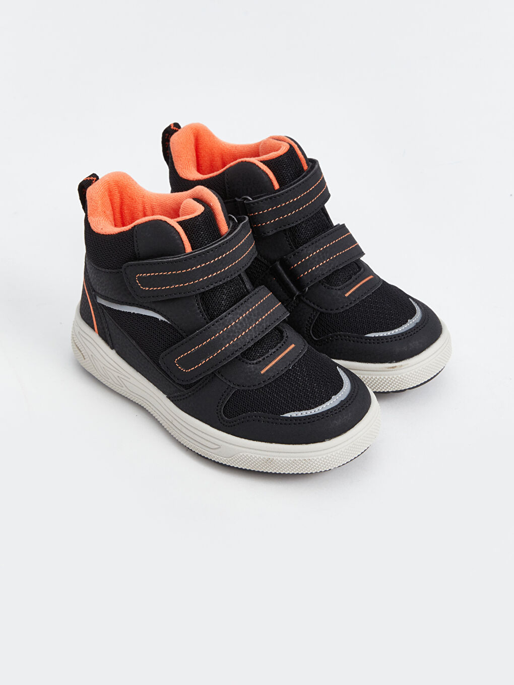 Cırt Cırtlı Erkek Çocuk Bot