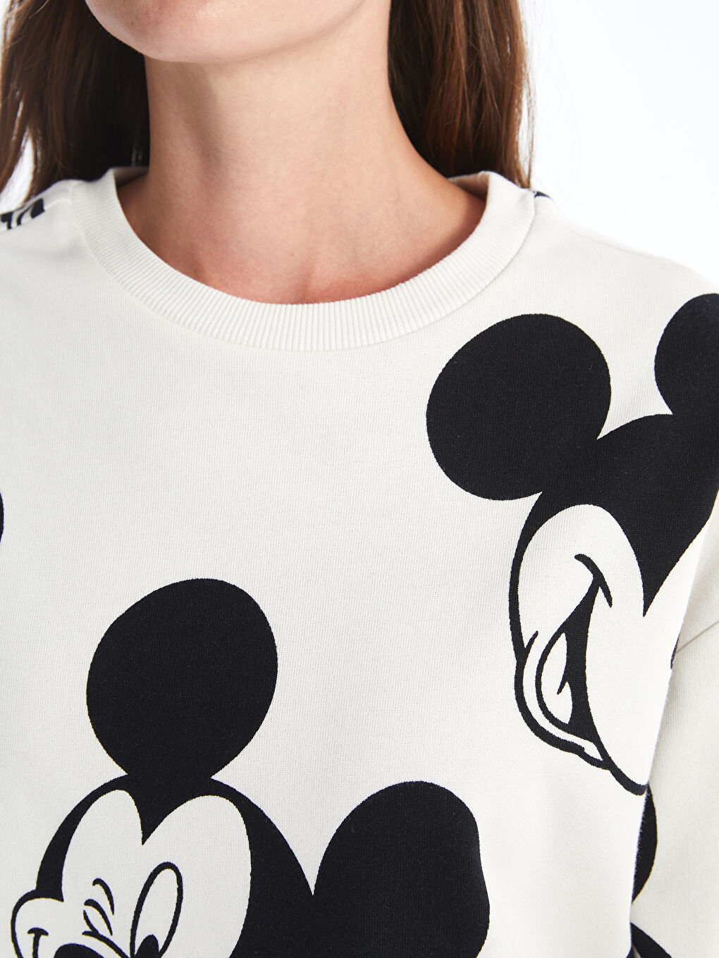 XSIDE Ekru Bisiklet Yaka Mickey Mouse Baskılı Kadın Kalın Sweatshirt - 2