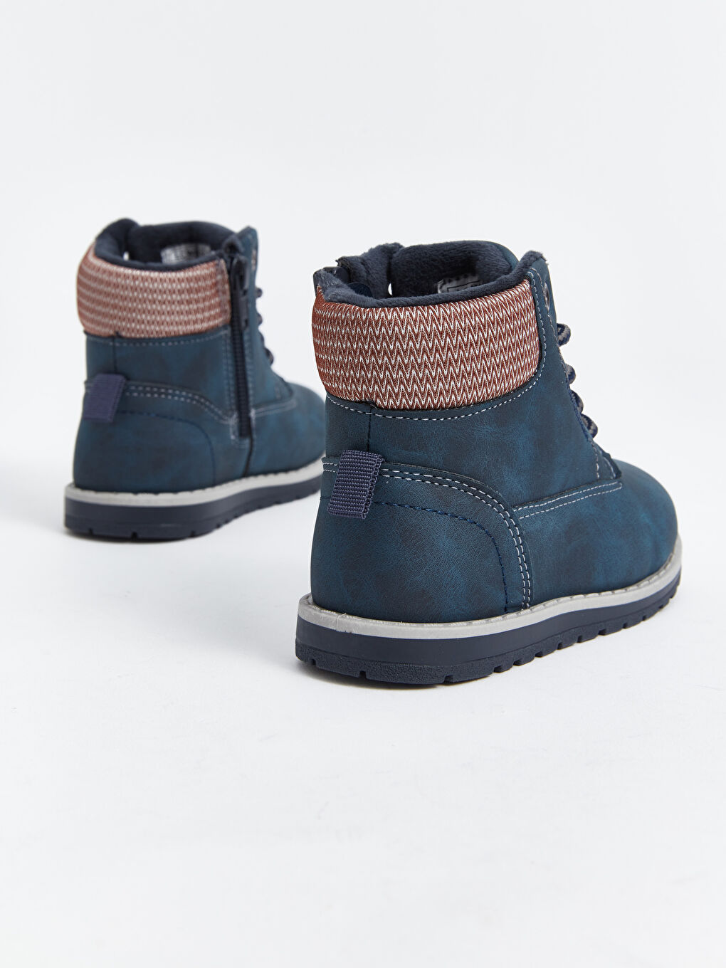 LCW STEPS بوط أولاد صغار بالخيط -W4BU52Z1-YGH