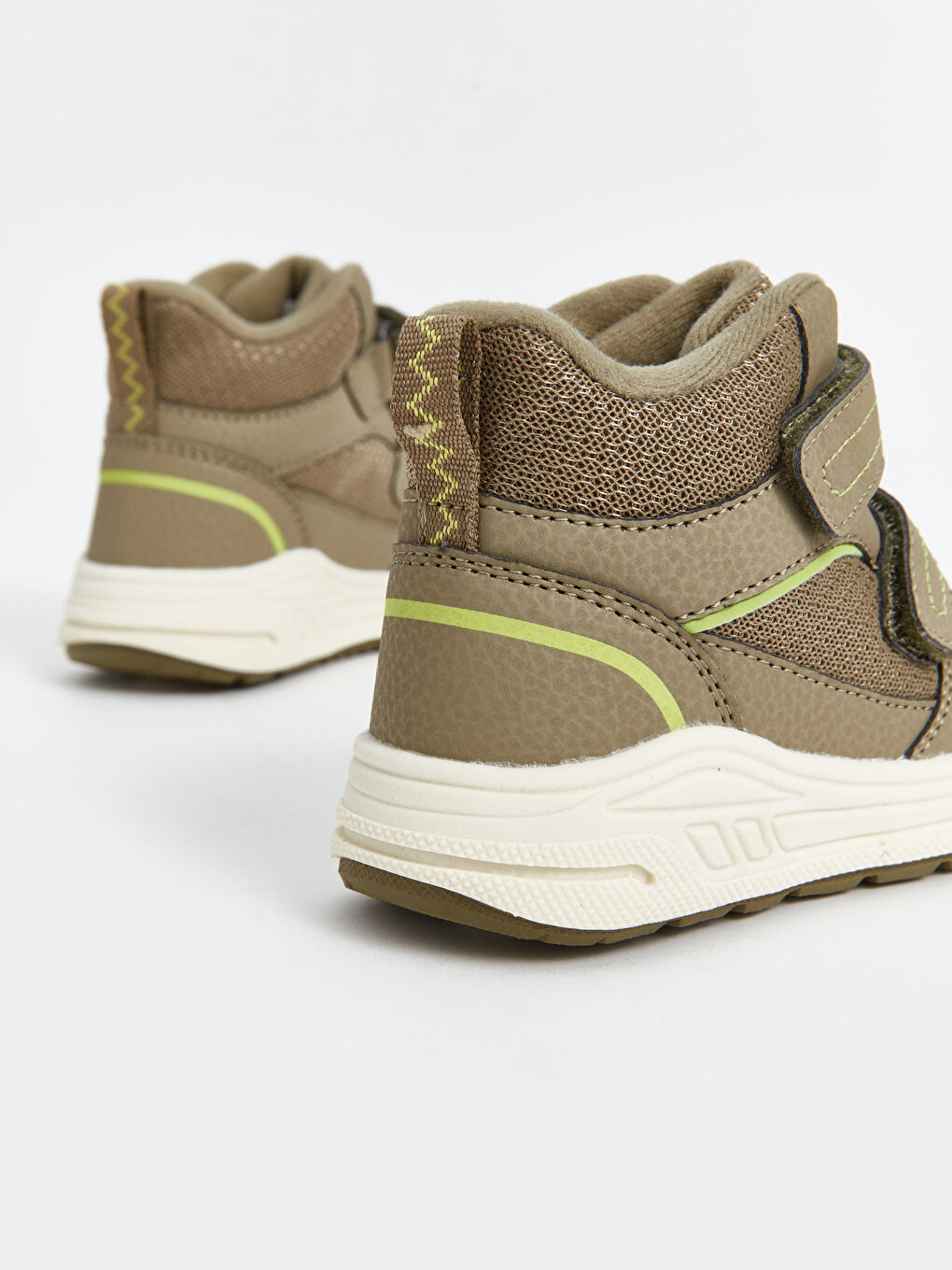 LCW STEPS Hook and Loop Baby Boys' Boots -W4BU78Z1-YJA