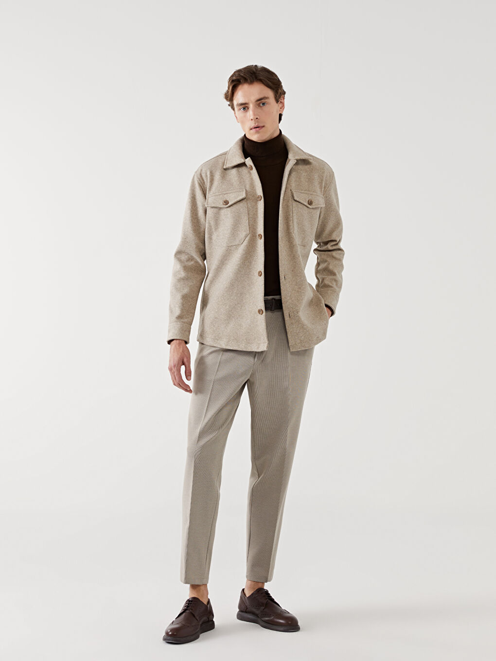 قميص جاكيت كم طويل بقصة عادية للرجال-1