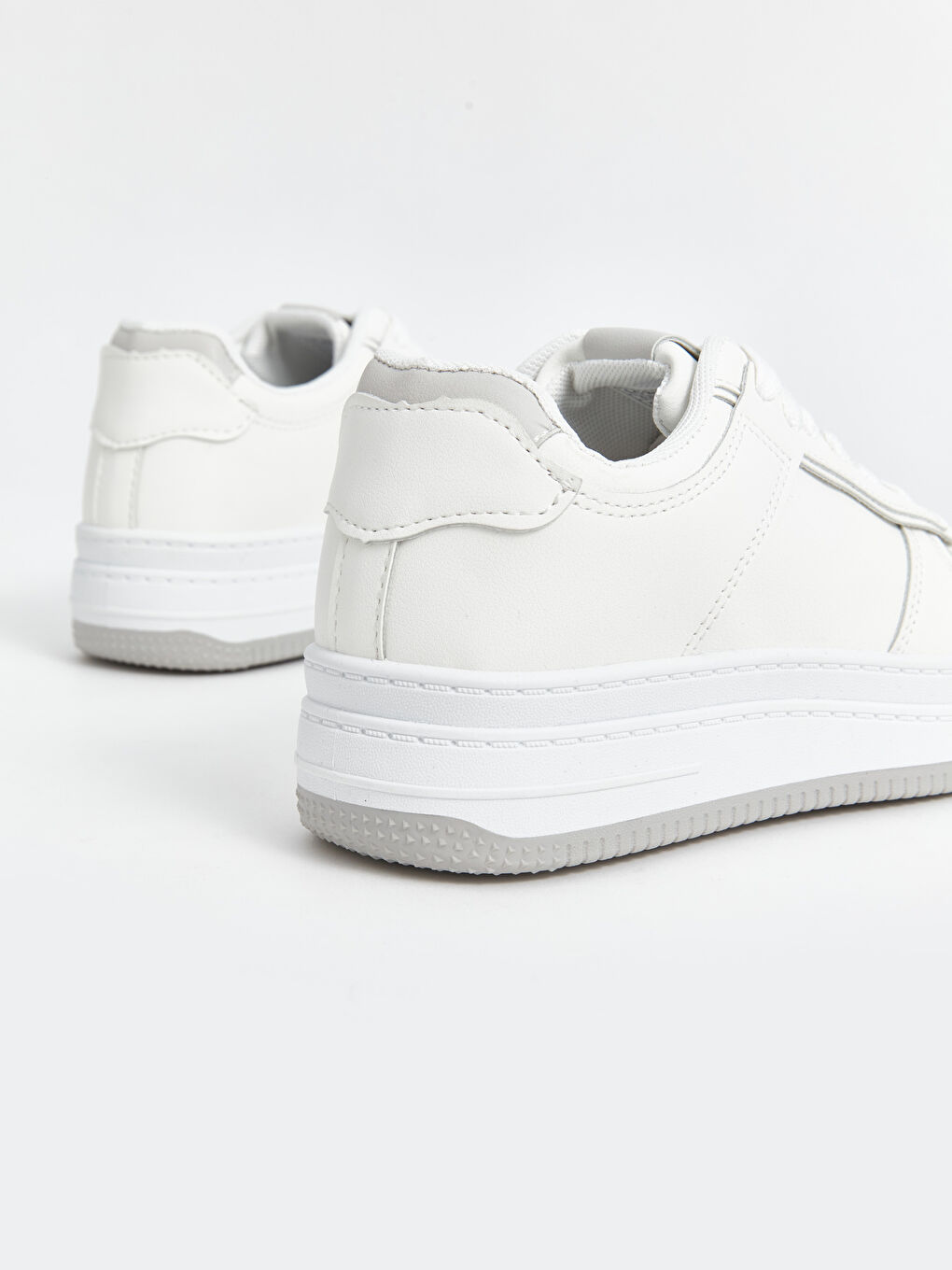 Әйелдерге арналған баулы кроссовкалар-4