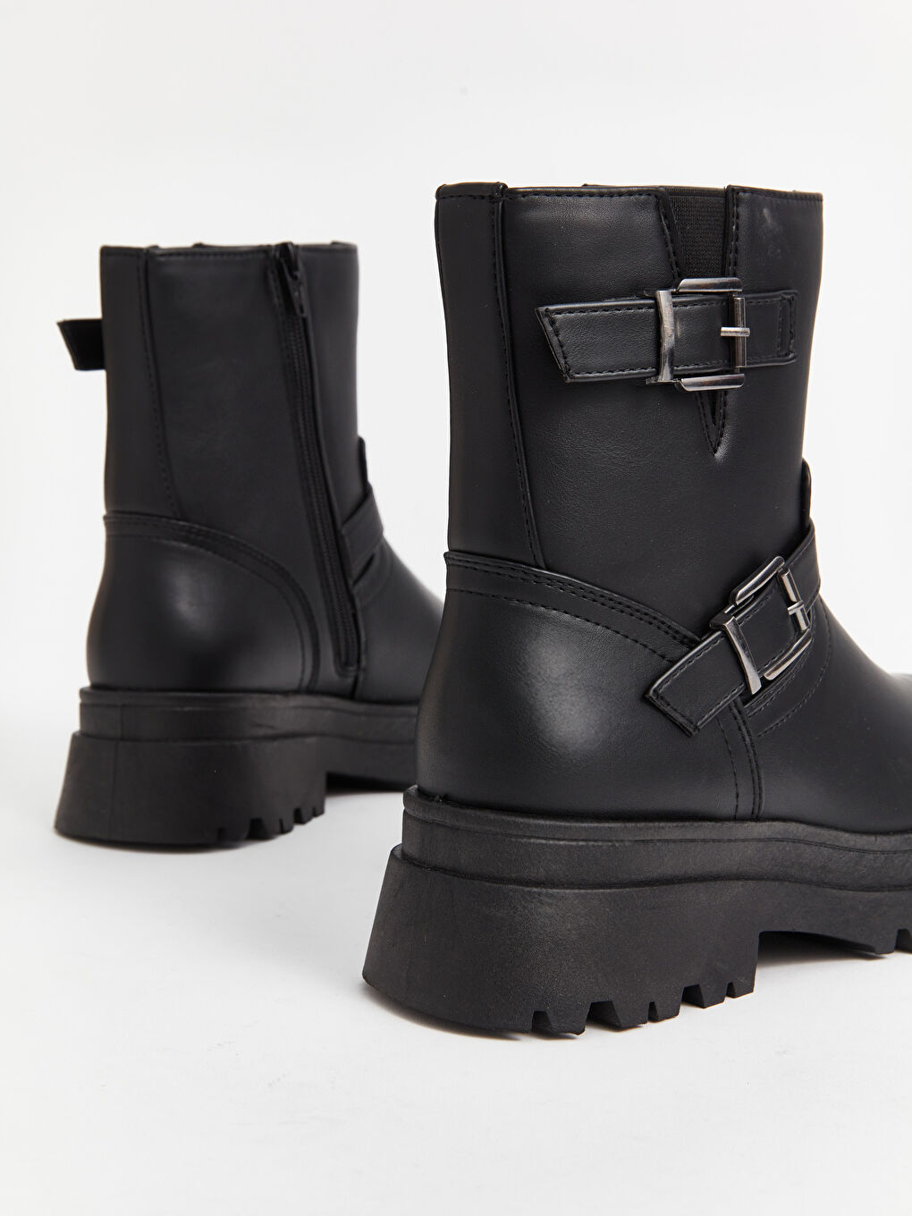 LC WAIKIKI Leather-Look Women's Boots -W4CB20Z8-CVL