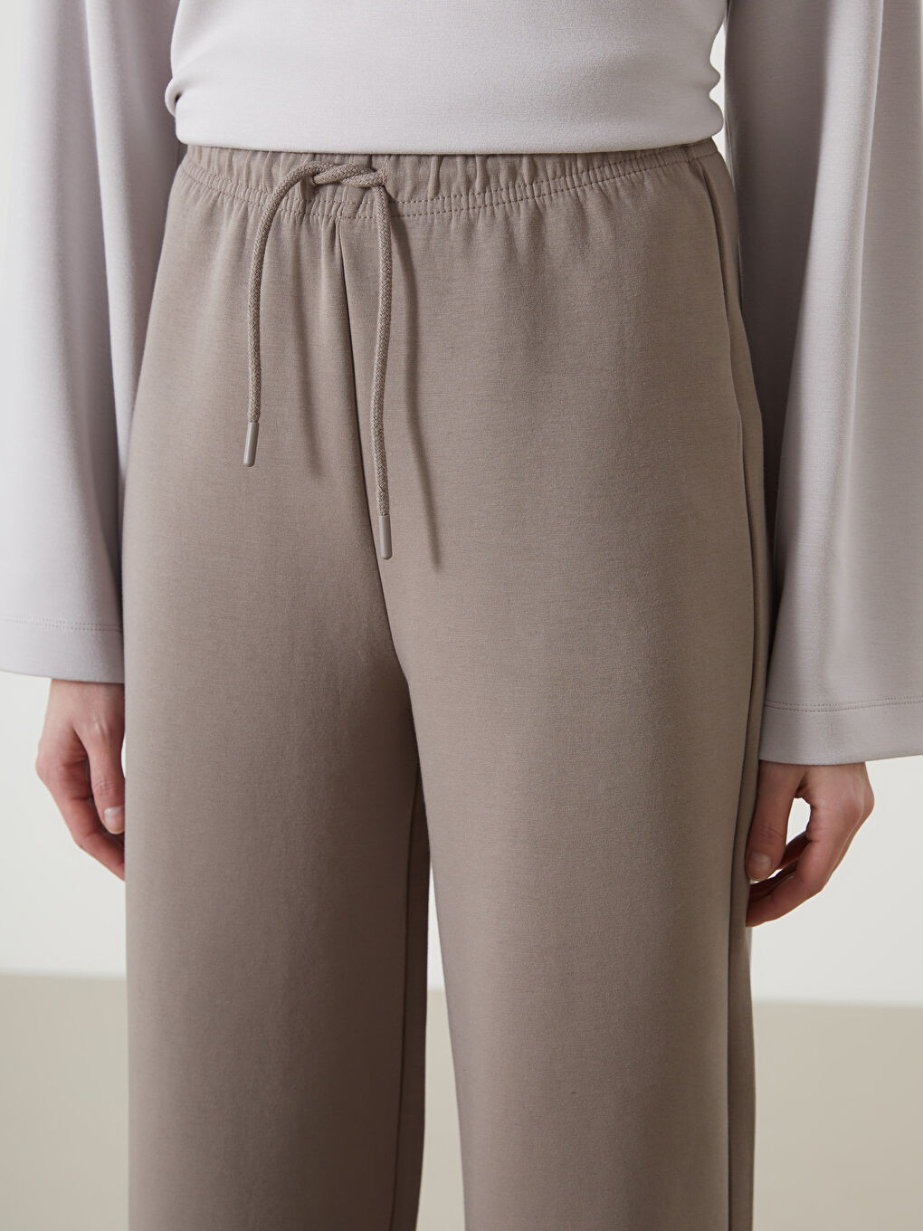 LCW Vision Women's Sweatpants with Elastic Waist -W4CB70Z8-GY7