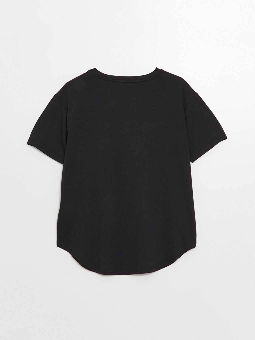 تیشێرتی وەرزشی چاپکراوی یه‌خه‌ خڕ بۆ ژنان-5