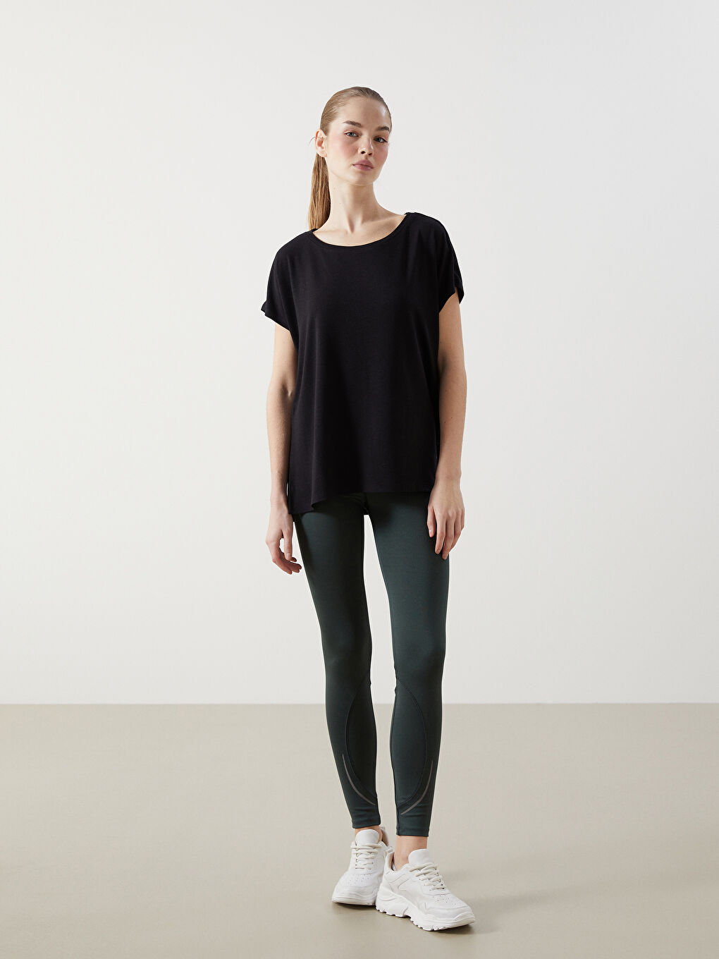 Haki Beli Lastikli Reflektör Baskılı Kadın Spor Tayt