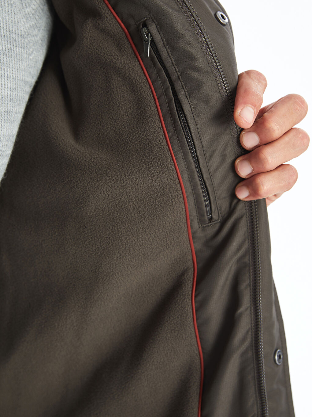 معطف للرجال بغطاء للرأس بقصة عادية-3