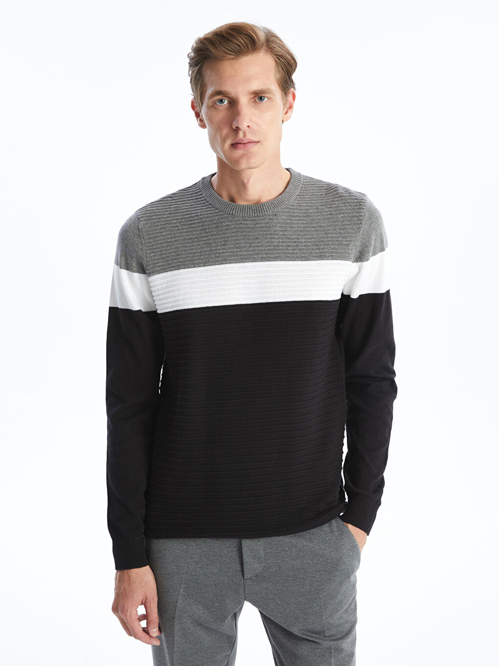 LCWAIKIKI Classic Crew Neck Long Sleeve Color Block Men's Knitwear Sweater -W4CI10Z8-CVL