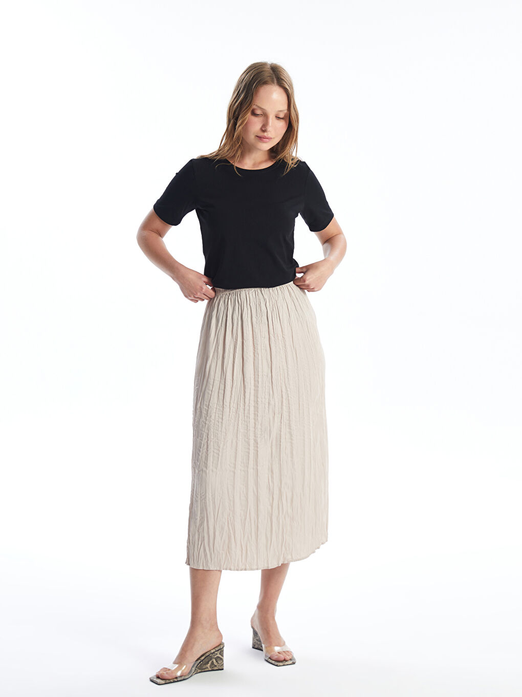 Crew Neck Plain Short Sleeve Women's T-Shirt-2