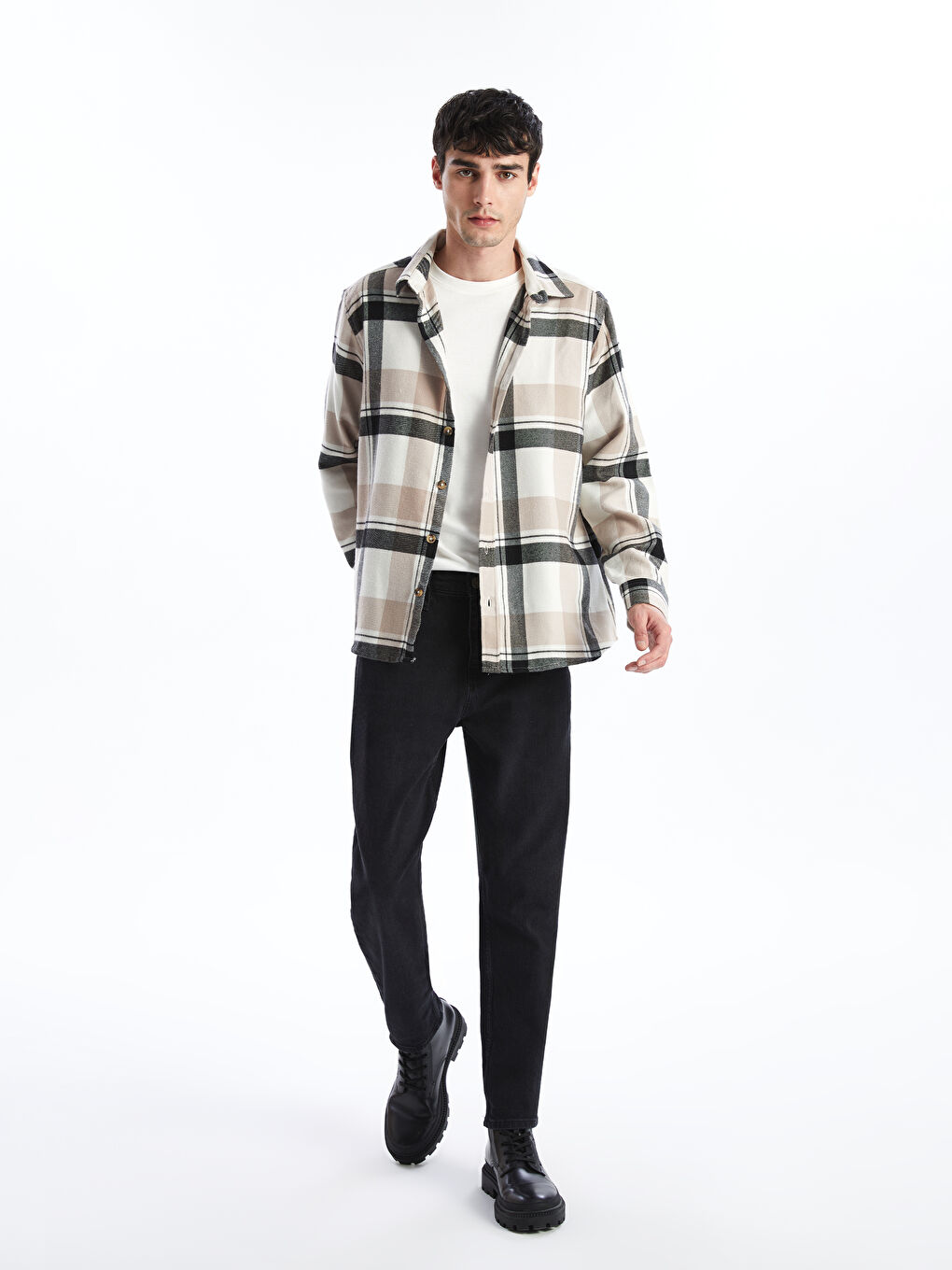 قميص رجالي بأكمام طويلة ونقشة مربعات بقماش الجبردين بقصة عادية-1