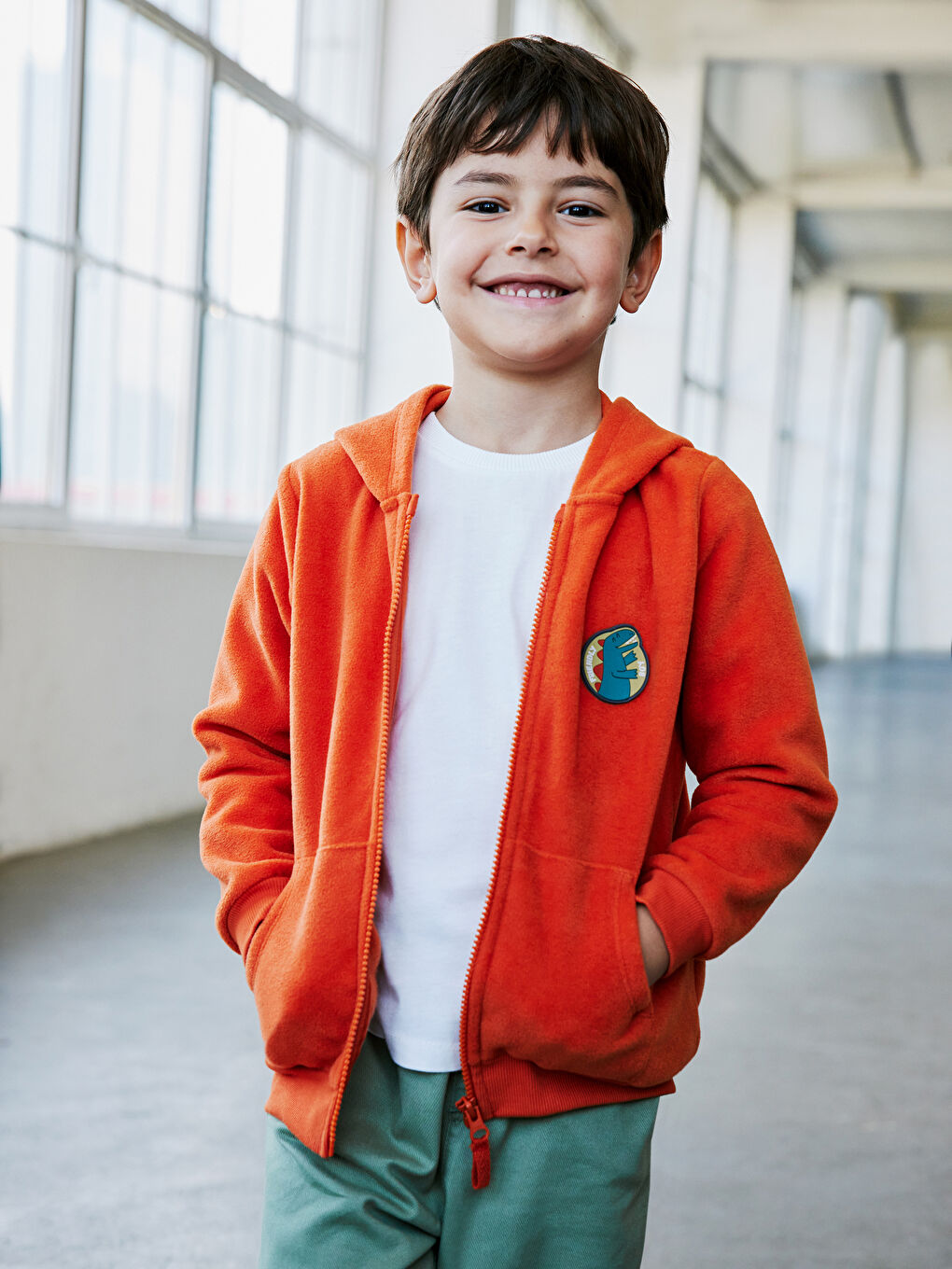 LCW Kids Turuncu Kapüşonlu Erkek Çocuk Fermuarlı Sweatshirt