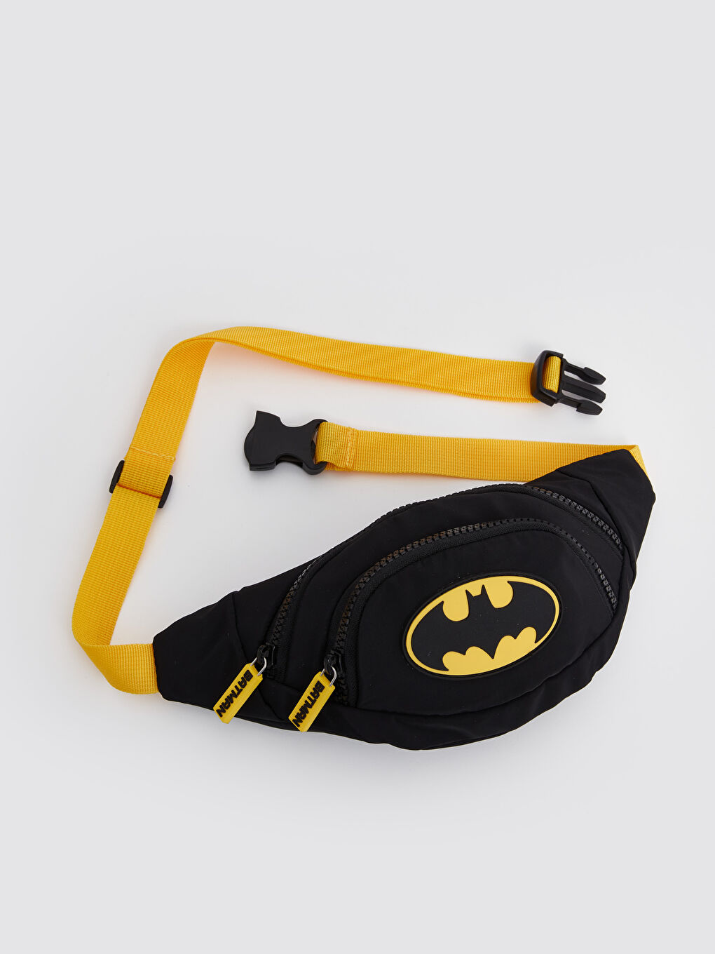 LCW ACCESSORIES Yeni Siyah Batman Baskılı Erkek Çocuk Göğüs Çantası - 1