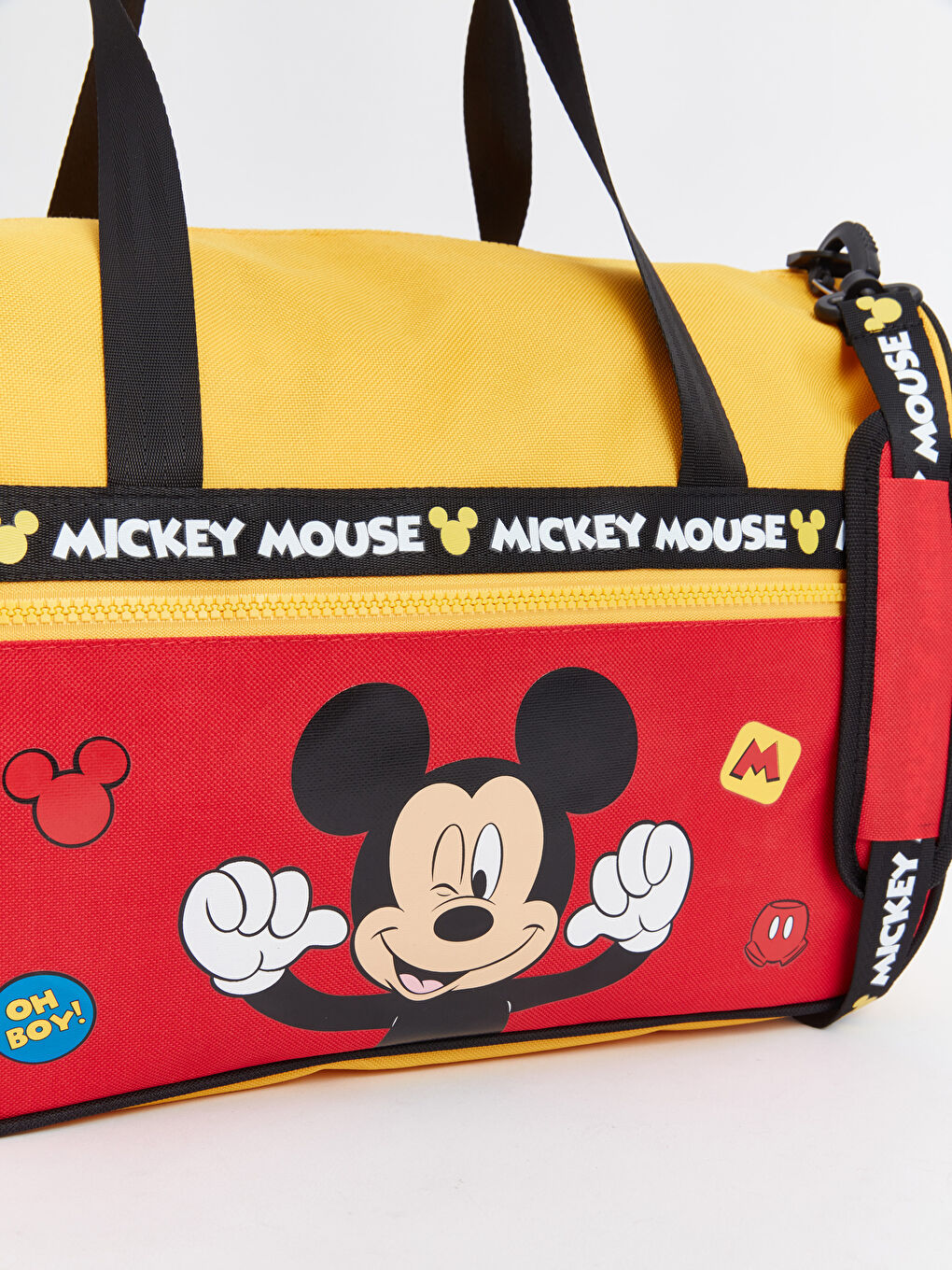 LCW ACCESSORIES Canlı Kırmızı Mickey Mouse Baskılı Erkek Çocuk Spor Çantası - 2