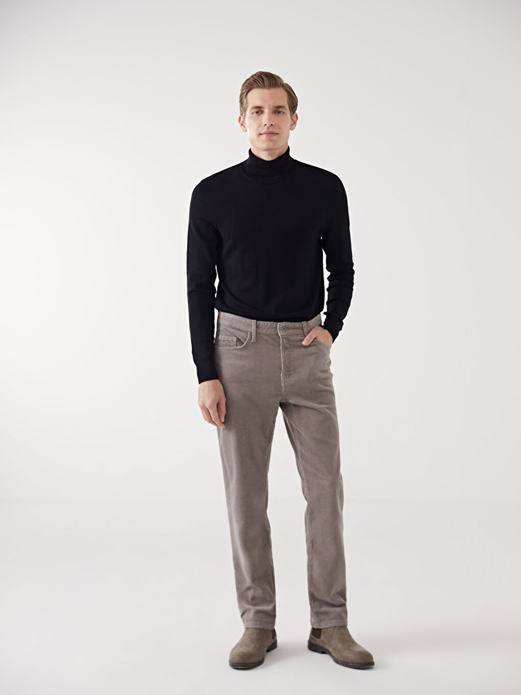 LCWAIKIKI Classic Turtleneck Long Sleeve Men's Knitwear Sweater -W4CM09Z8-CVL