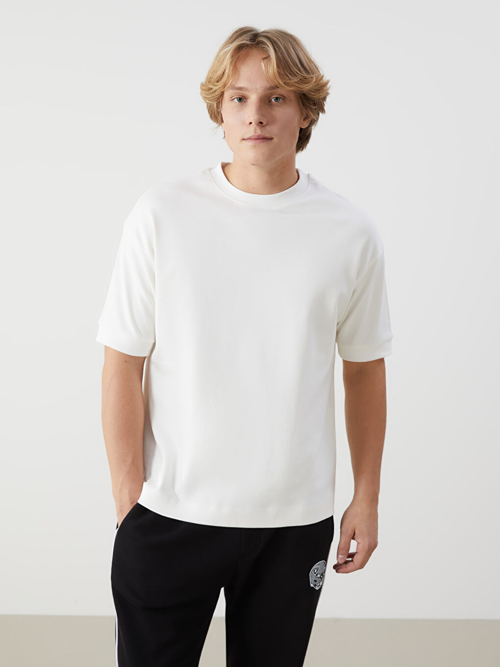 T-shirt à Manches Courtes pour Hommes avec Col Rond