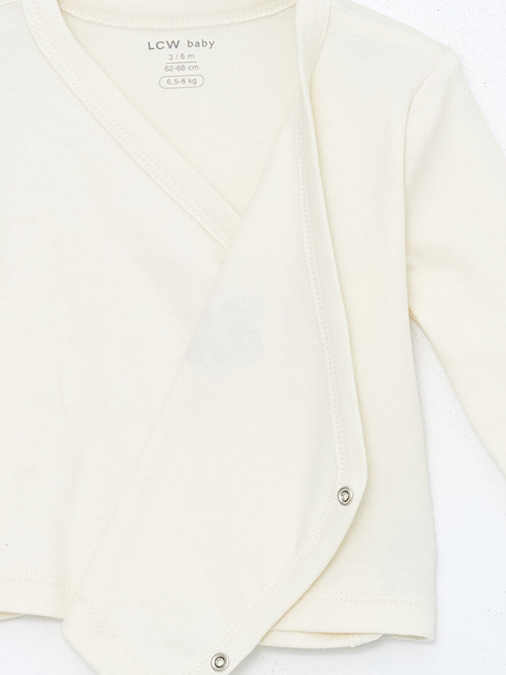 Ekru V Yaka Çiçekli Kız Bebek Tişört-3