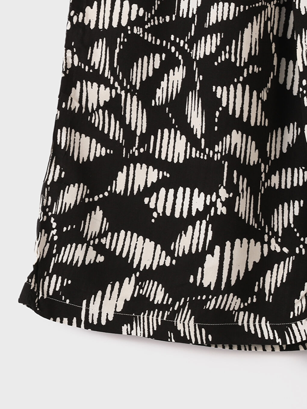 Patterned Women's Capri with Elastic Waist -W4CP94Z8-LQJ