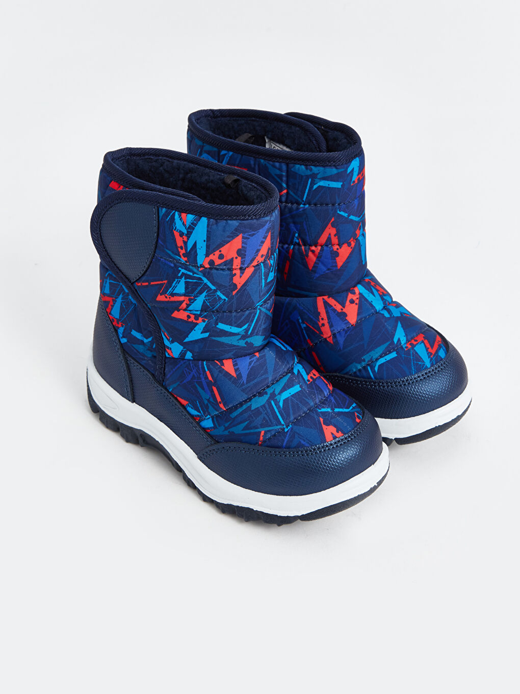 LCW STEPS Printed Boys' Snow Boots -W4CS03Z4-SUG