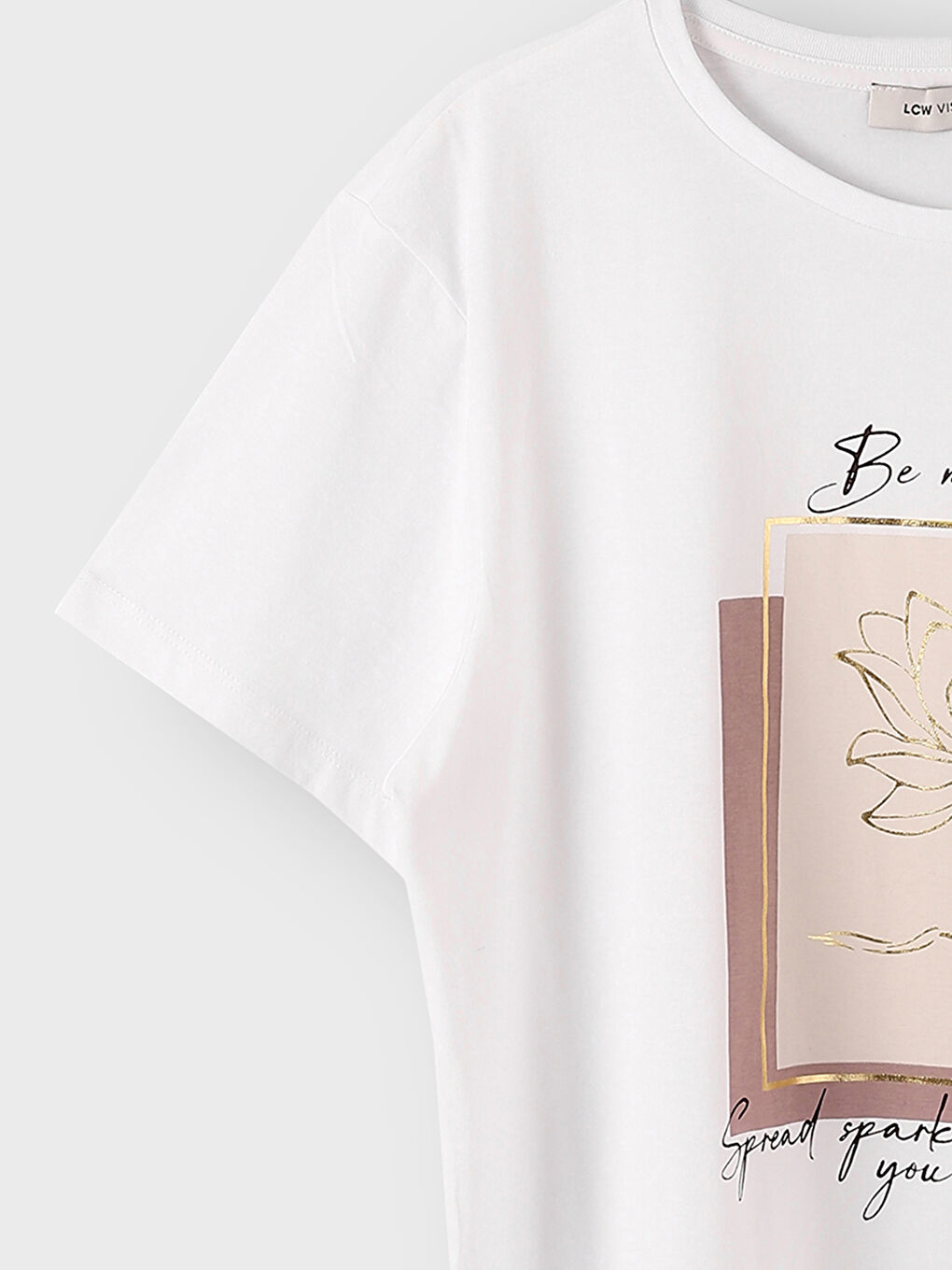 تيشيرت نسائي بأكمام قصيرة وياقة دائرية مطبوع-2