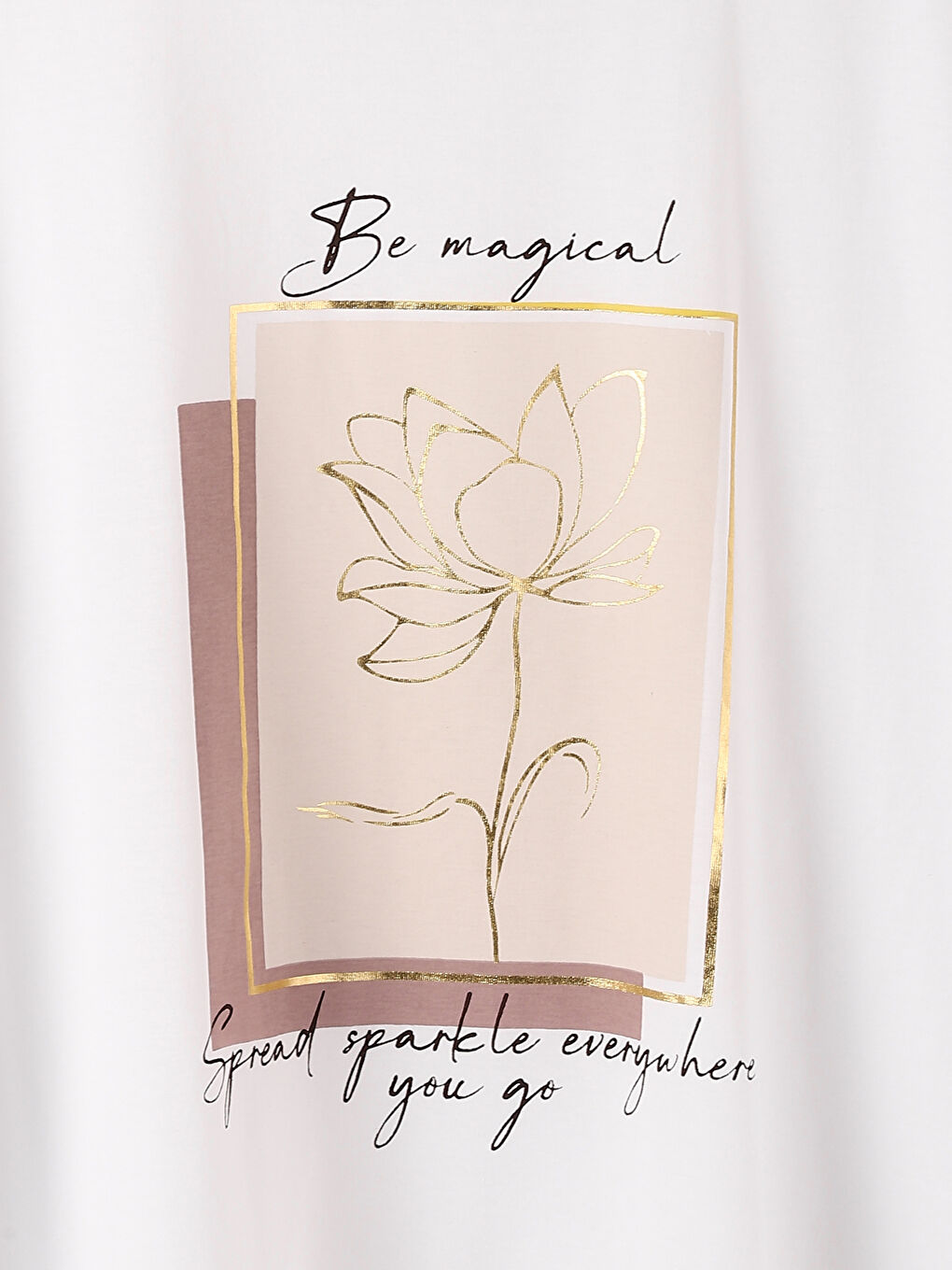 تيشيرت نسائي بأكمام قصيرة وياقة دائرية مطبوع-3