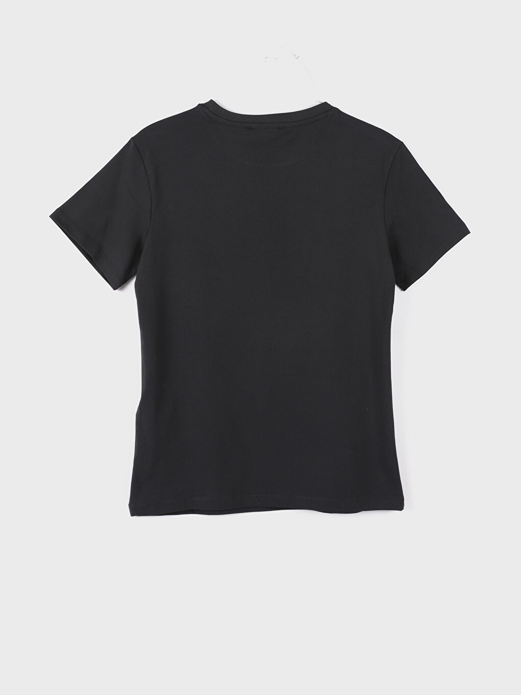 تي شيرت نسائي مطبوع برقبة دائرية-3