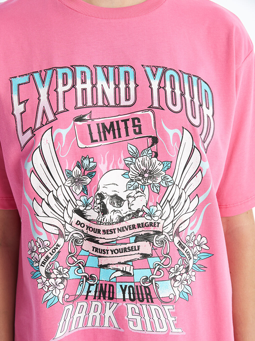 მრგვალი საყელო ნაბეჭდი მოკლე სახელო ქალებისთვის მაისური-2