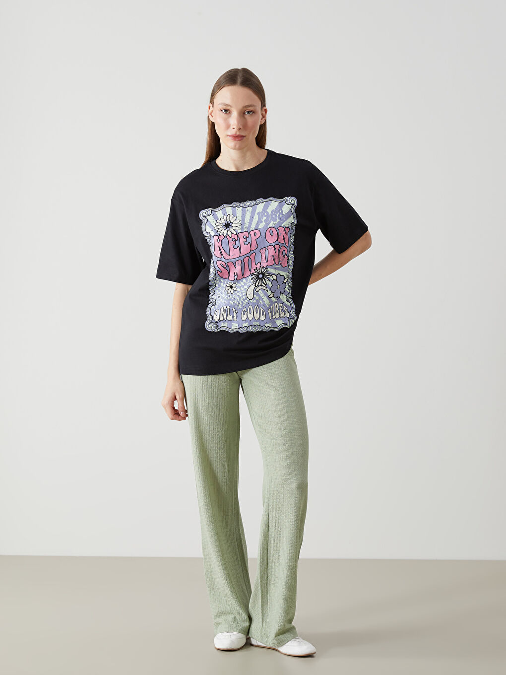 Crew Neck Printed Oversize Women's T-Shirt-1